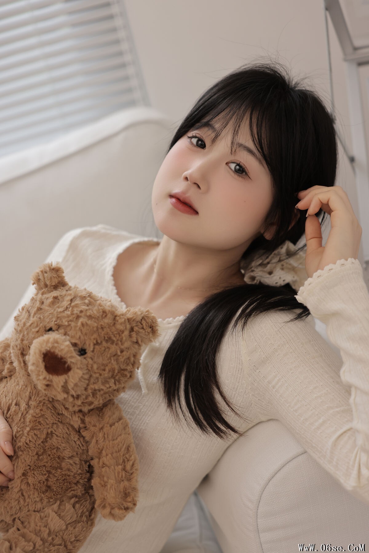 图片[18]-YiTuYu艺图语 Vol.7118 Xiao E Jiang Jiang Jiang[27P]-六色网