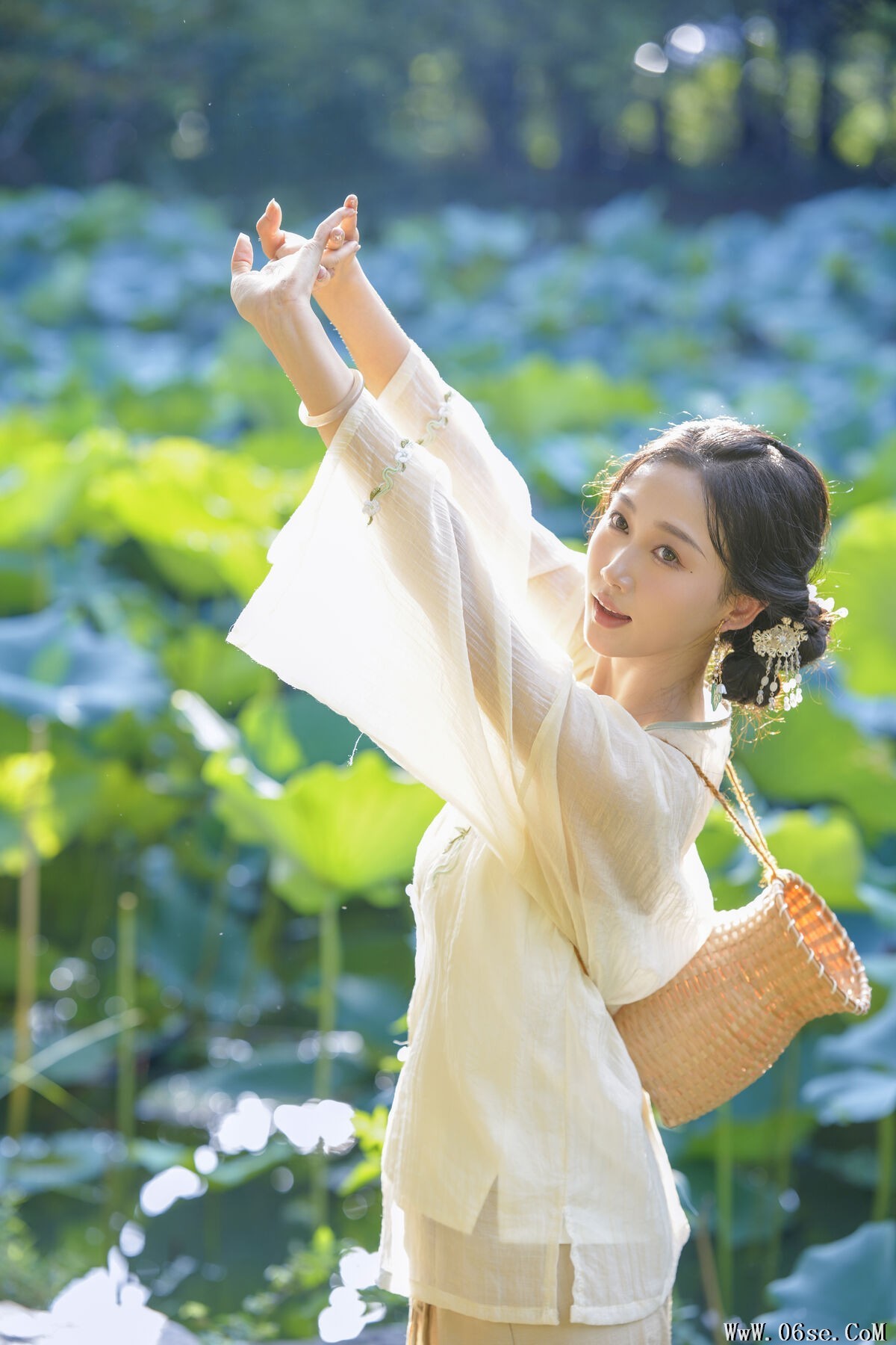 图片[18]-YiTuYu艺图语 Vol.7671 Xiao Zhi Xiao Zhi[33P]-六色网
