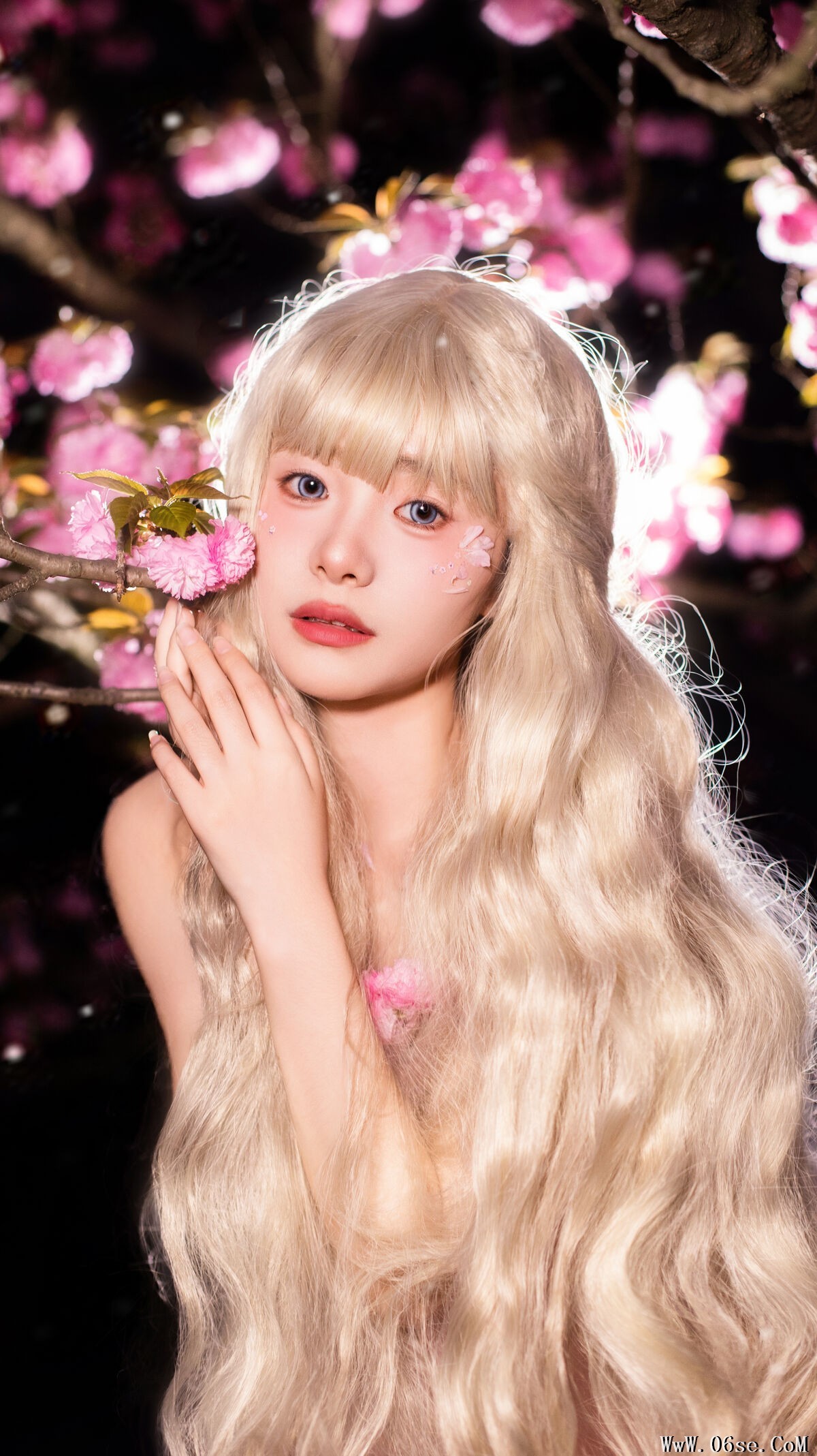 图片[18]-YiTuYu艺图语 Vol.7048 Yu Qi[22P]-六色网