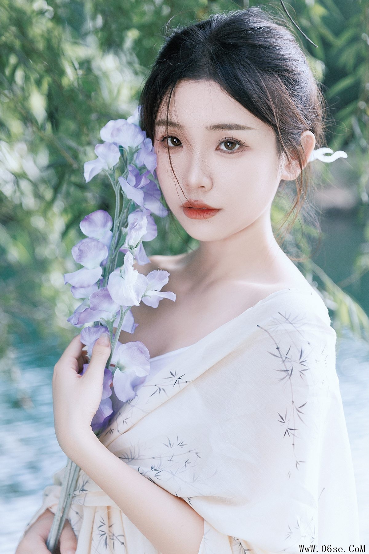 YiTuYu艺图语 Vol.5066 Yi Wei Tong Xue[48P]-六色网