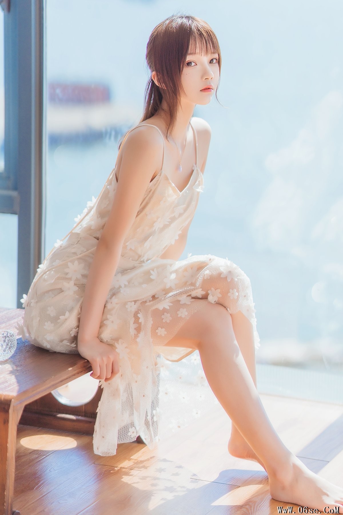 YiTuYu艺图语 Vol.7070 Cherry Meow[26P]-六色网