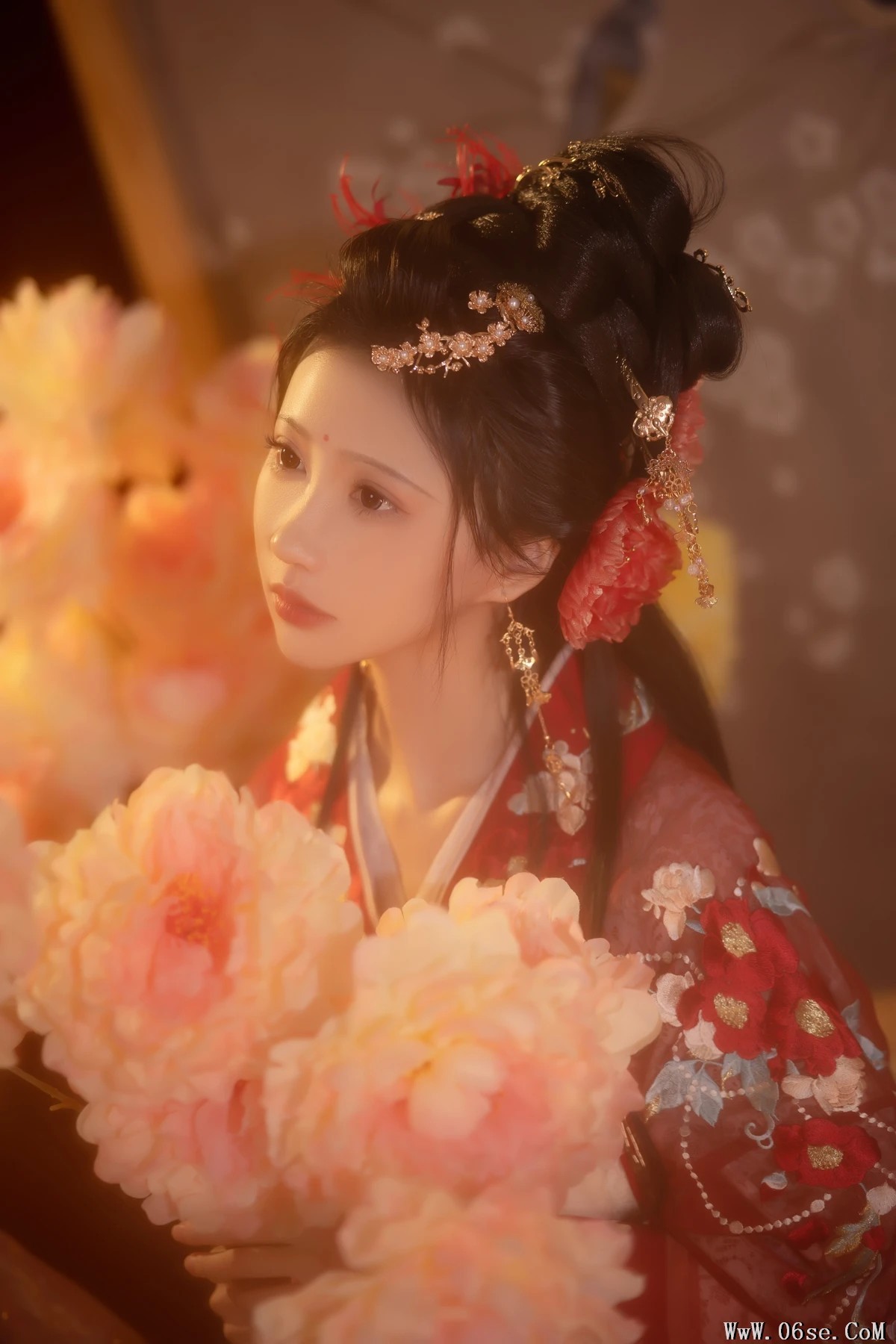 图片[26]-[艺图语]2023.02.04 Vol.2966 红昭愿望 [28P]-六色网