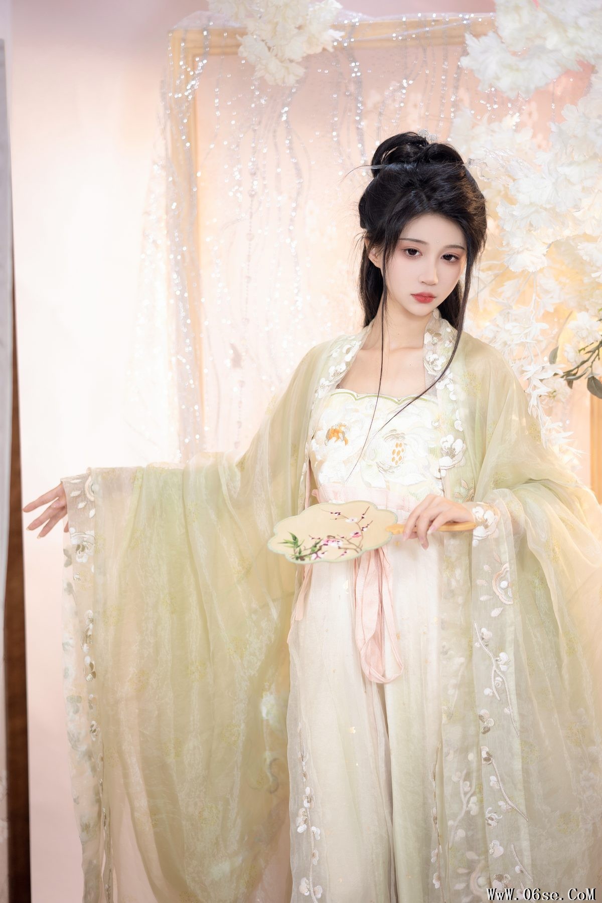 图片[19]-YiTuYu艺图语 Vol.4143 Qi Luo Sheng De Xiao Su Su[28P]-六色网