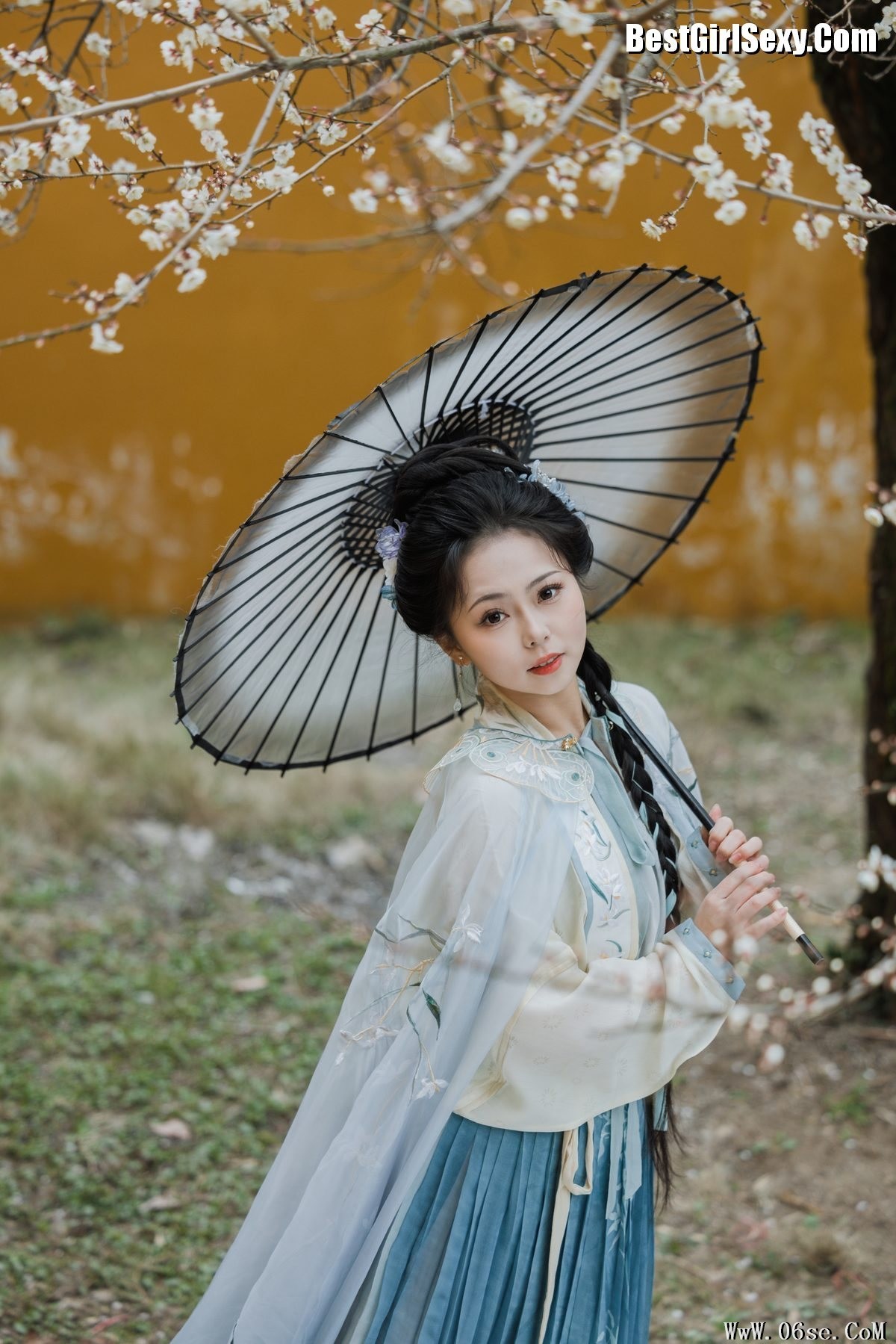图片[22]-YiTuYu艺图语 Vol.3803 Qian Mo Hong Chen[29P]-六色网