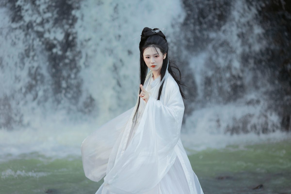 图片[9]-YiTuYu艺图语 Vol.5754 Shu Pian Yoyi[44P]-六色网