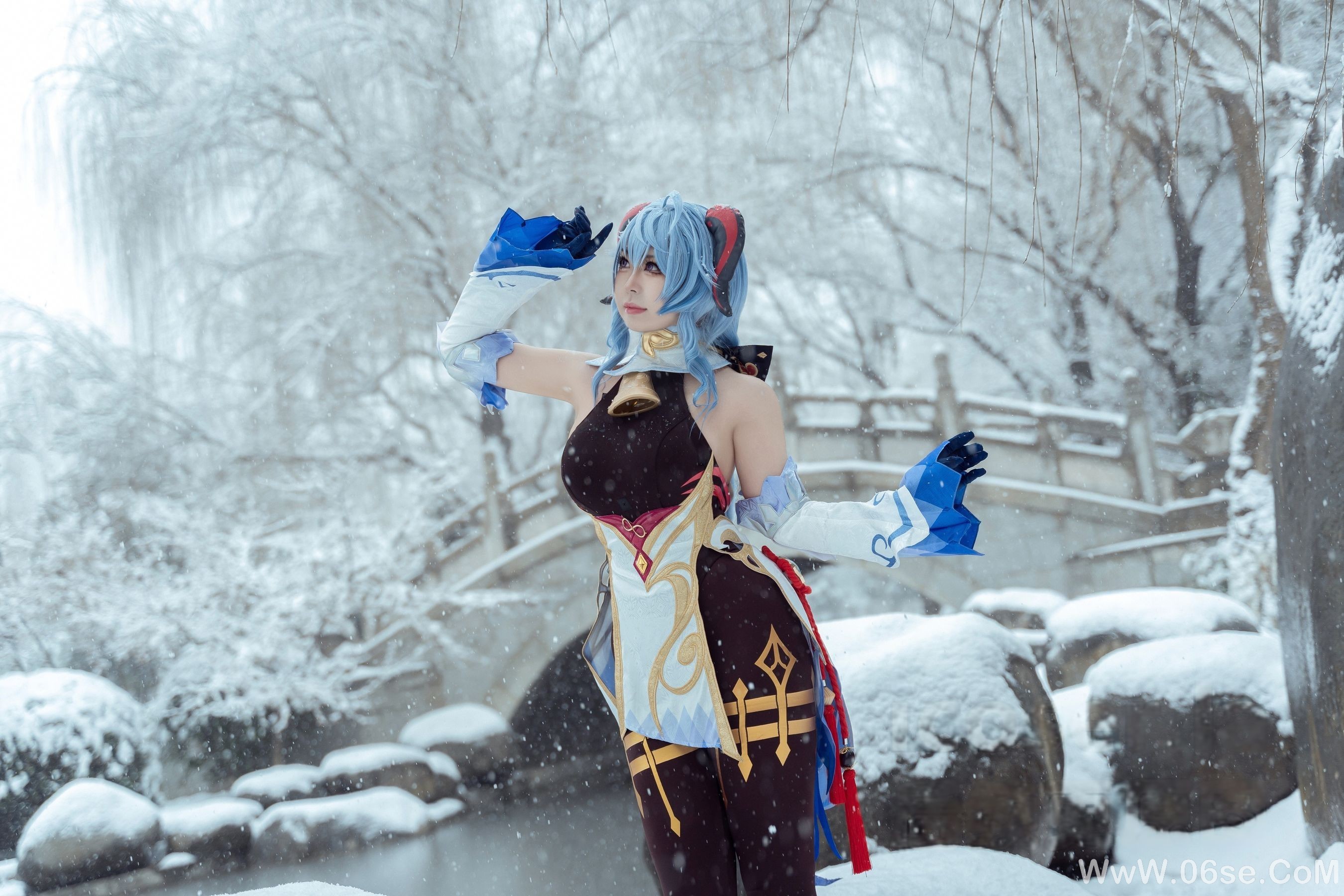 图片[33]-虎森森 – 原神 甘雨 雪景[42P]-六色网
