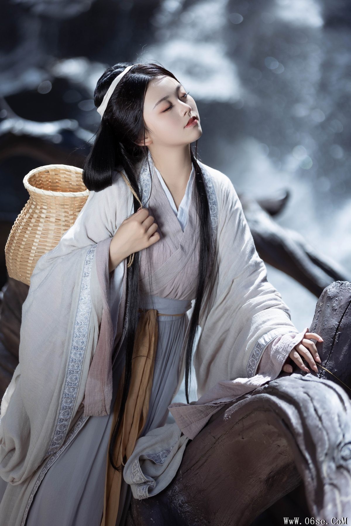 图片[11]-YiTuYu艺图语 Vol.5914 Jin Zou Ba[26P]-六色网