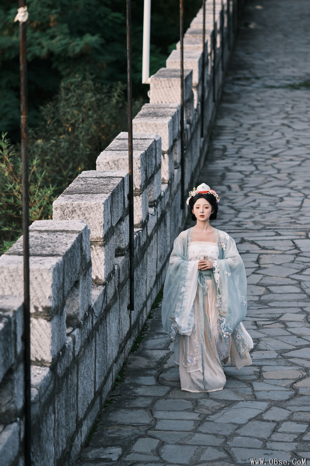 图片[25]-YiTuYu艺图语 Vol.7316 Min Zui Xiao Mo Xuan[34P]-六色网