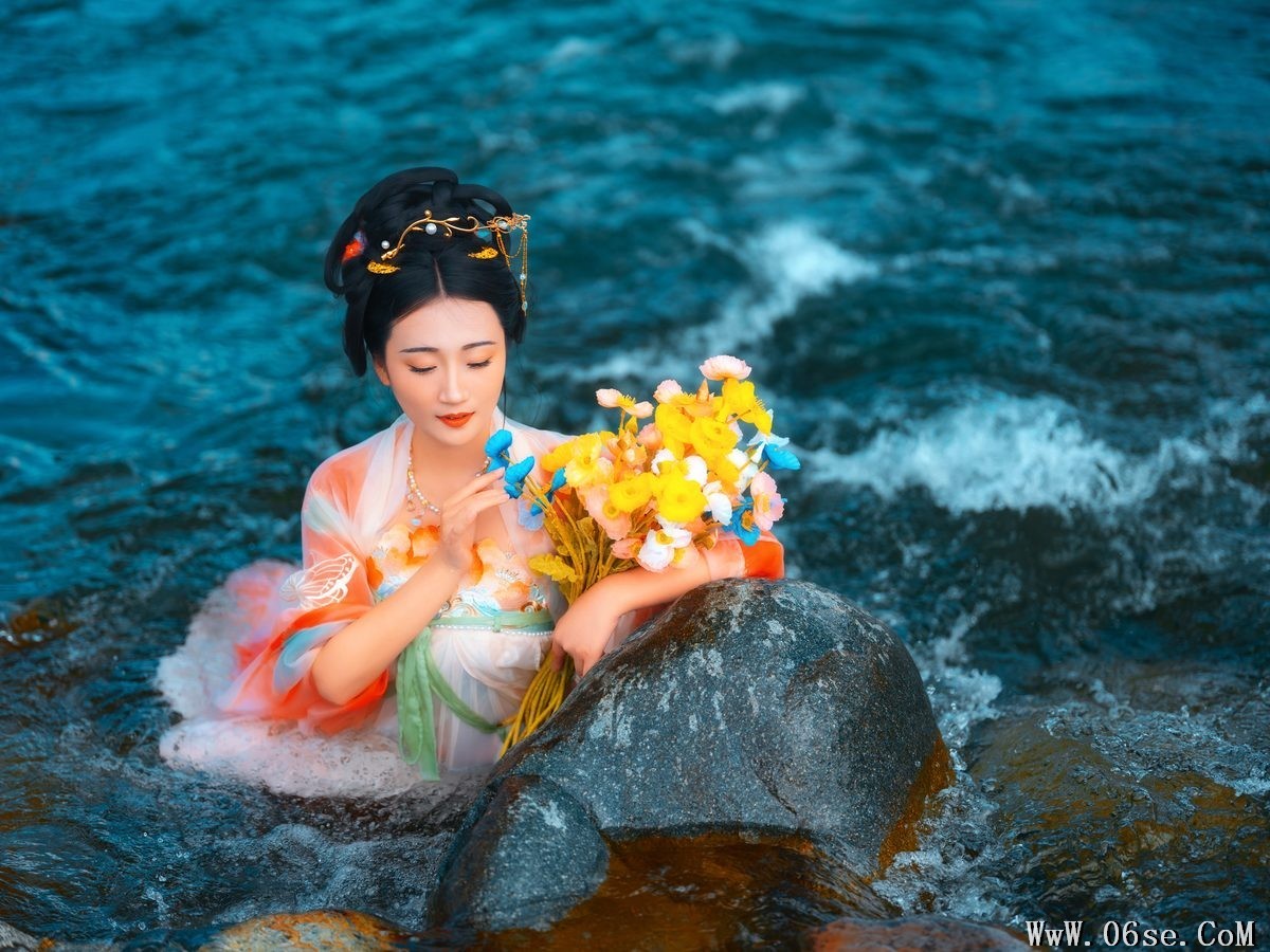 图片[25]-YiTuYu艺图语 Vol.5089 Long En Xing[49P]-六色网