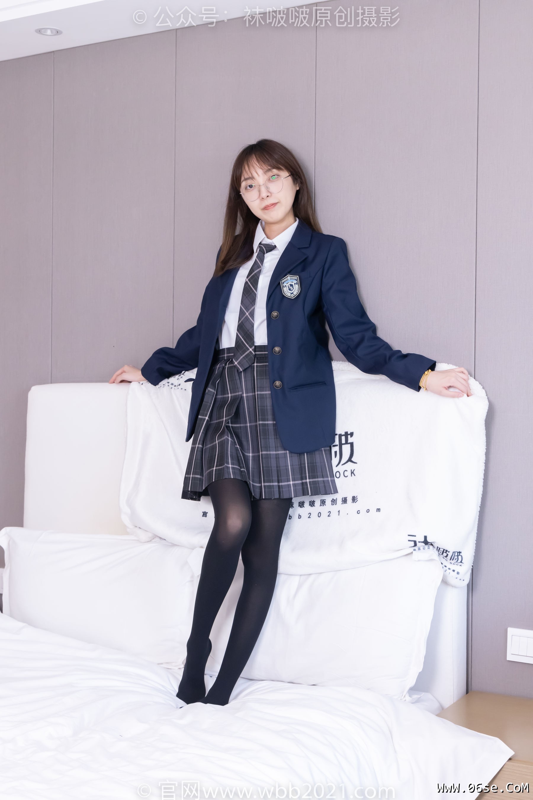 图片[37]-BoBoSocks袜啵啵 No.432 稚予 -皮鞋、厚黑丝、jk制服[184P]-六色网