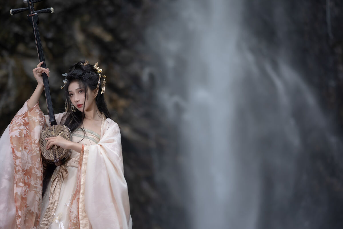 图片[23]-YiTuYu艺图语 Vol.6314 Qi Luo Sheng De Xiao Su Su[27P]-六色网