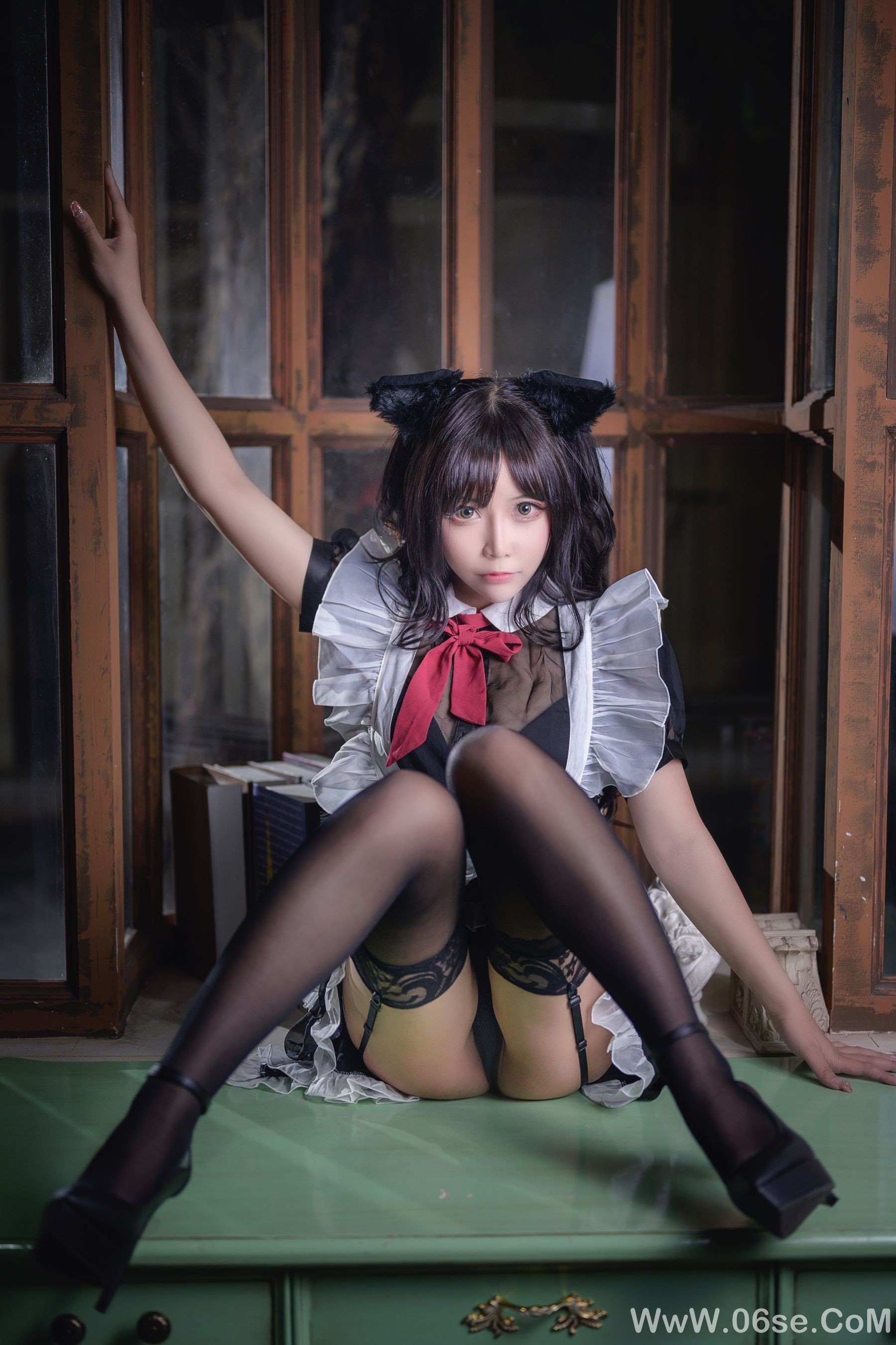 图片[21]-二次元妹子抱走莫子aa 黑丝猫咪小女仆[44P]-六色网