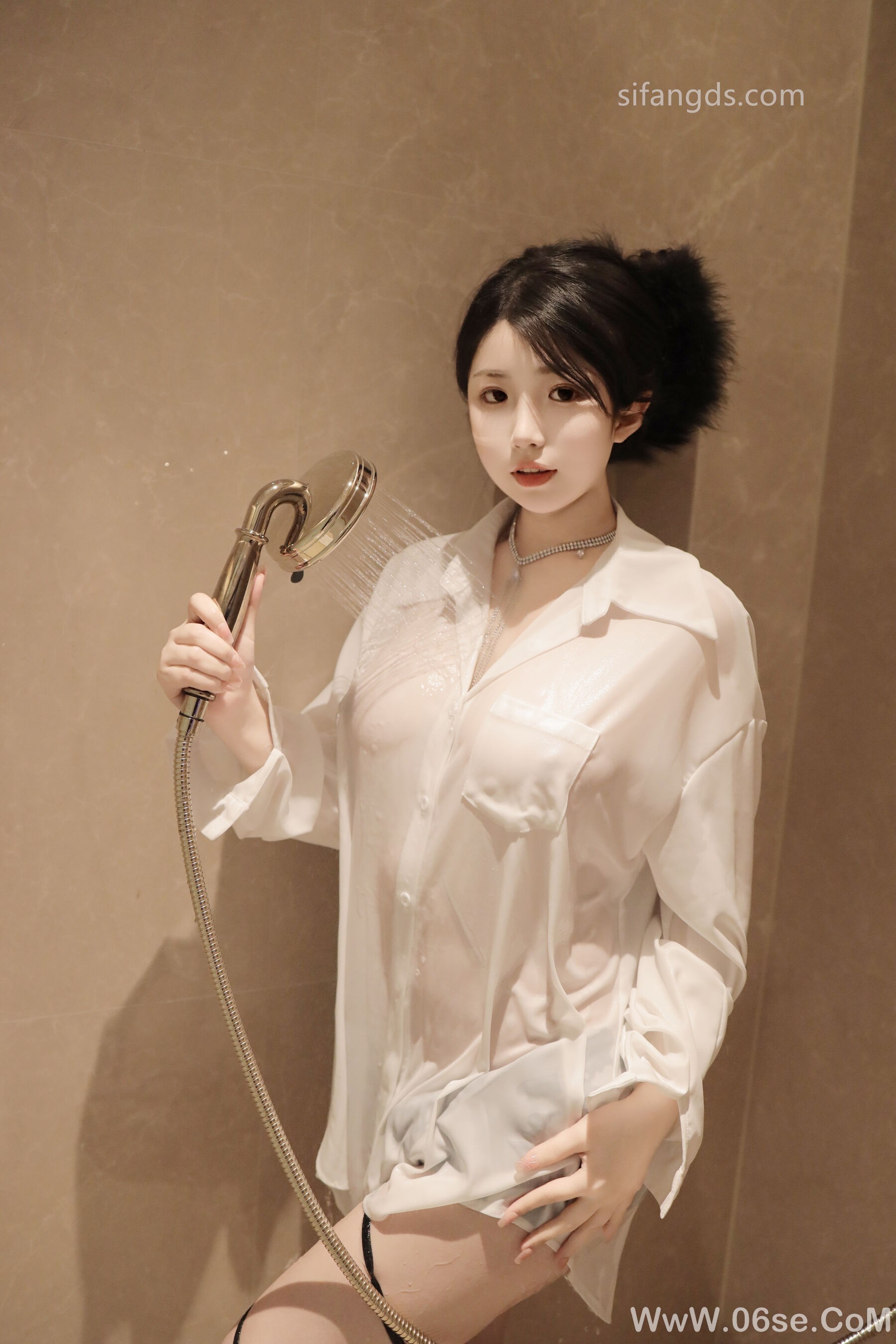 图片[26]-私购流出 NO.8400 陈小花《私购流出》[92P + 8V]-六色网
