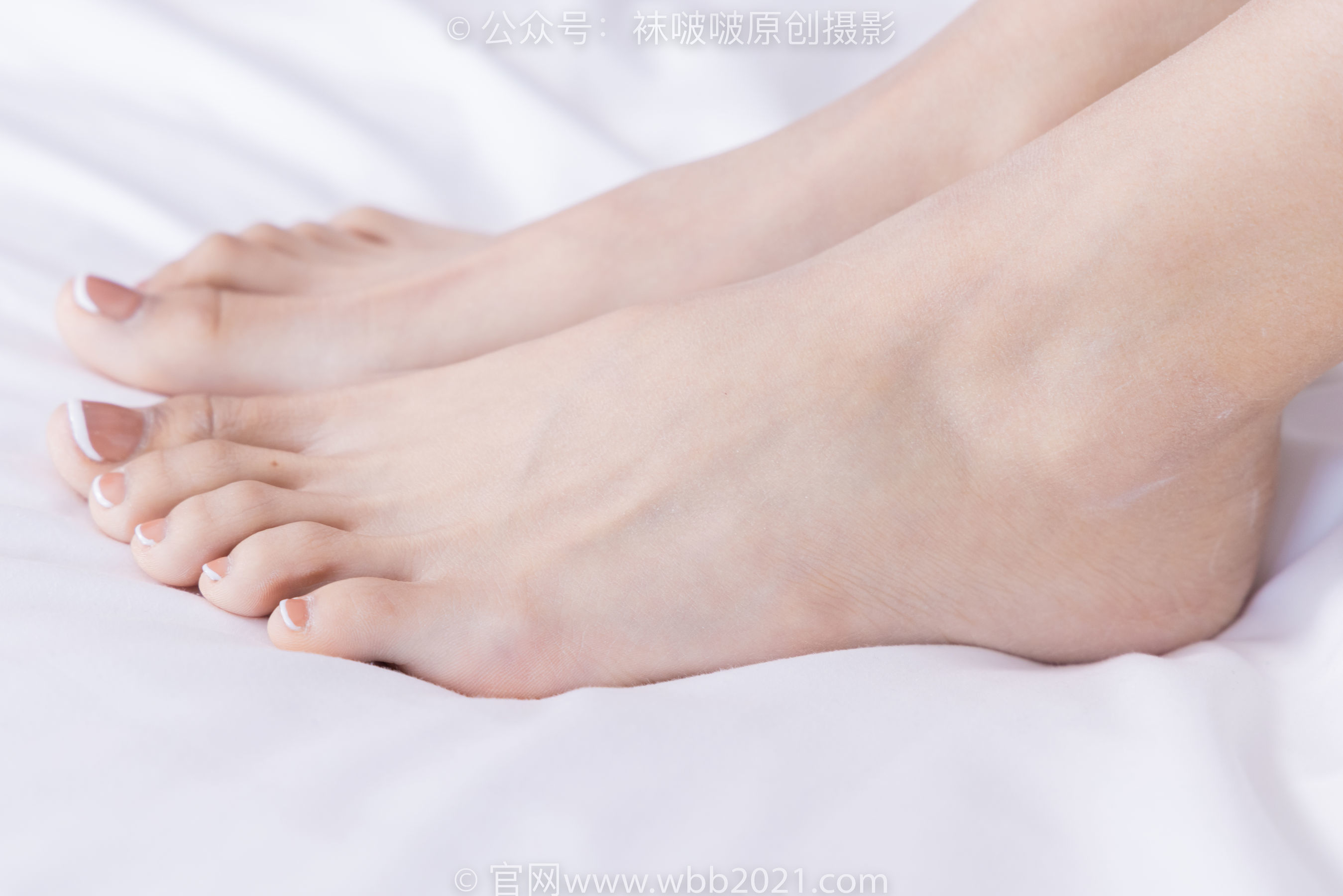 图片[101]-BoBoSocks袜啵啵 No.409 奶油 -两双高跟鞋、厚白丝大腿袜、裸足[198P]-六色网