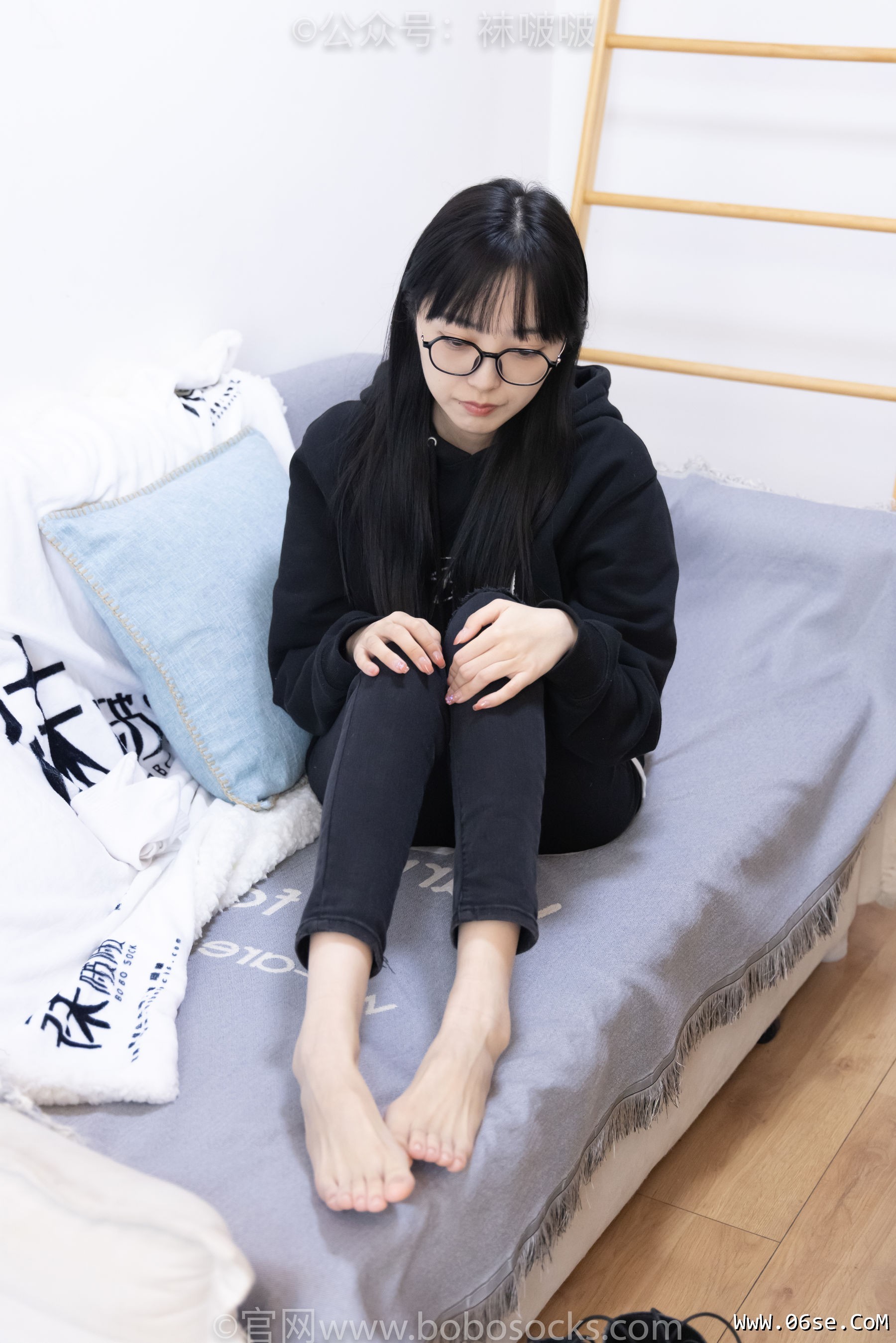 图片[131]-BoBoSocks袜啵啵 No.061 稚予-短靴、白棉袜、裸足[145P]-六色网