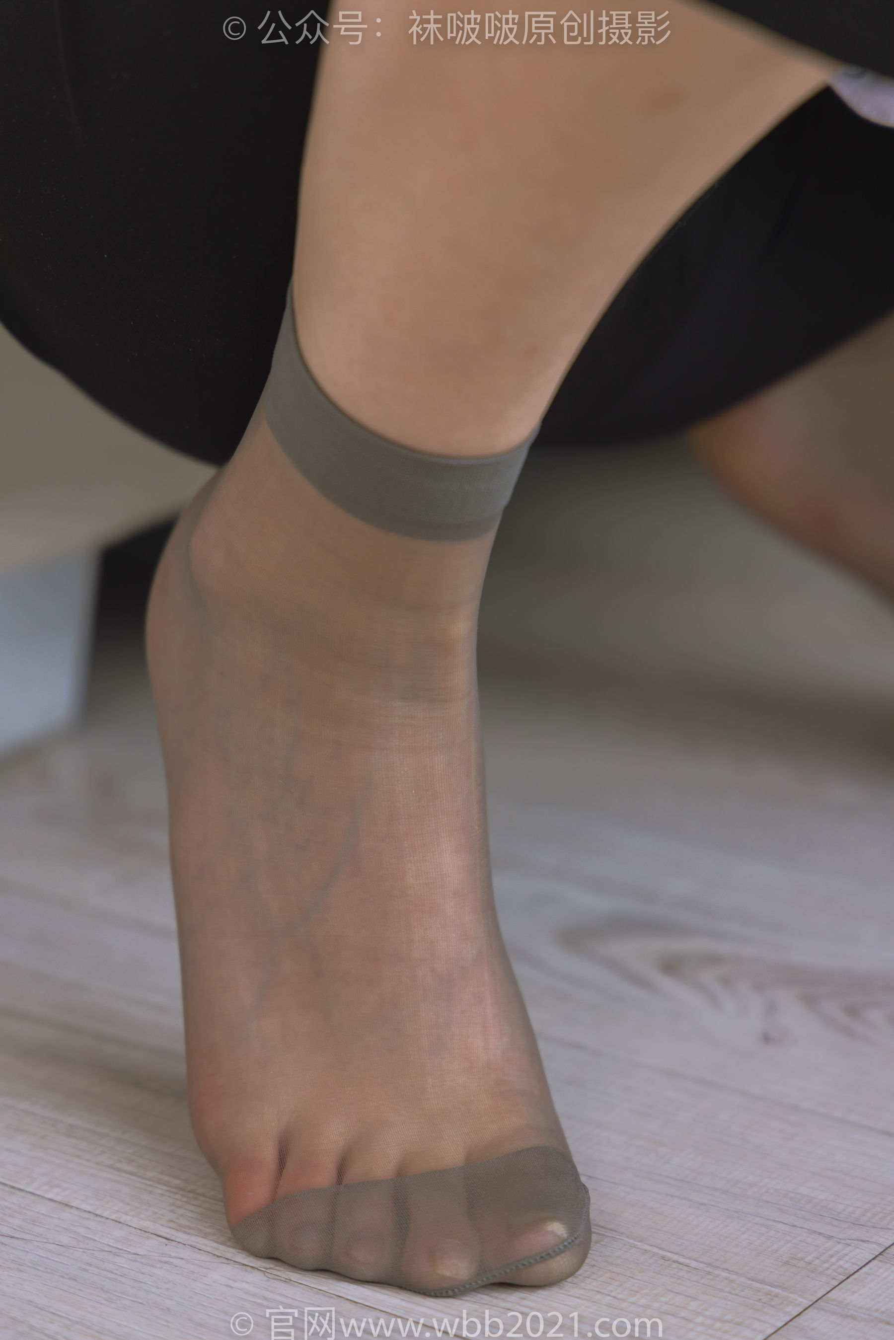 图片[281]-BoBoSocks袜啵啵 No.245 小甜豆 -高跟鞋、短灰丝、半蹲镜头较多[299P]-六色网