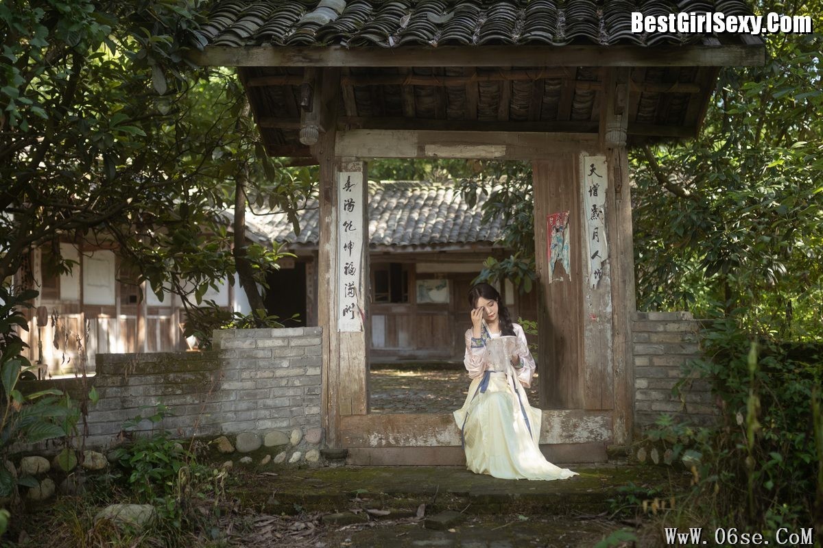 图片[6]-YiTuYu艺图语 Vol.4050 Su Mei Zai Lu Shang[25P]-六色网