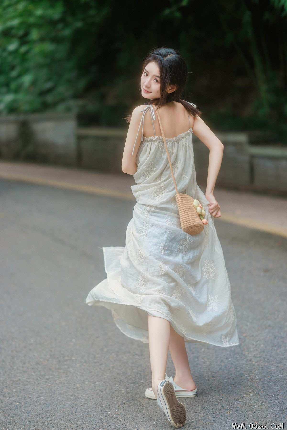 图片[33]-YiTuYu艺图语 Vol.5166 Bu Ta Xiao Yao[45P]-六色网