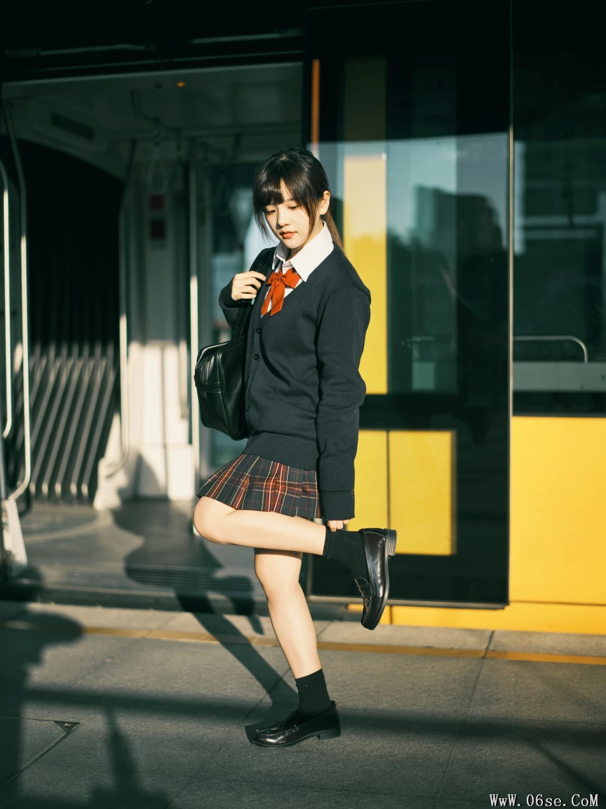 图片[26]-[艺图语]2023.02.10 Vol.3017 有轨电车 [36P]-六色网