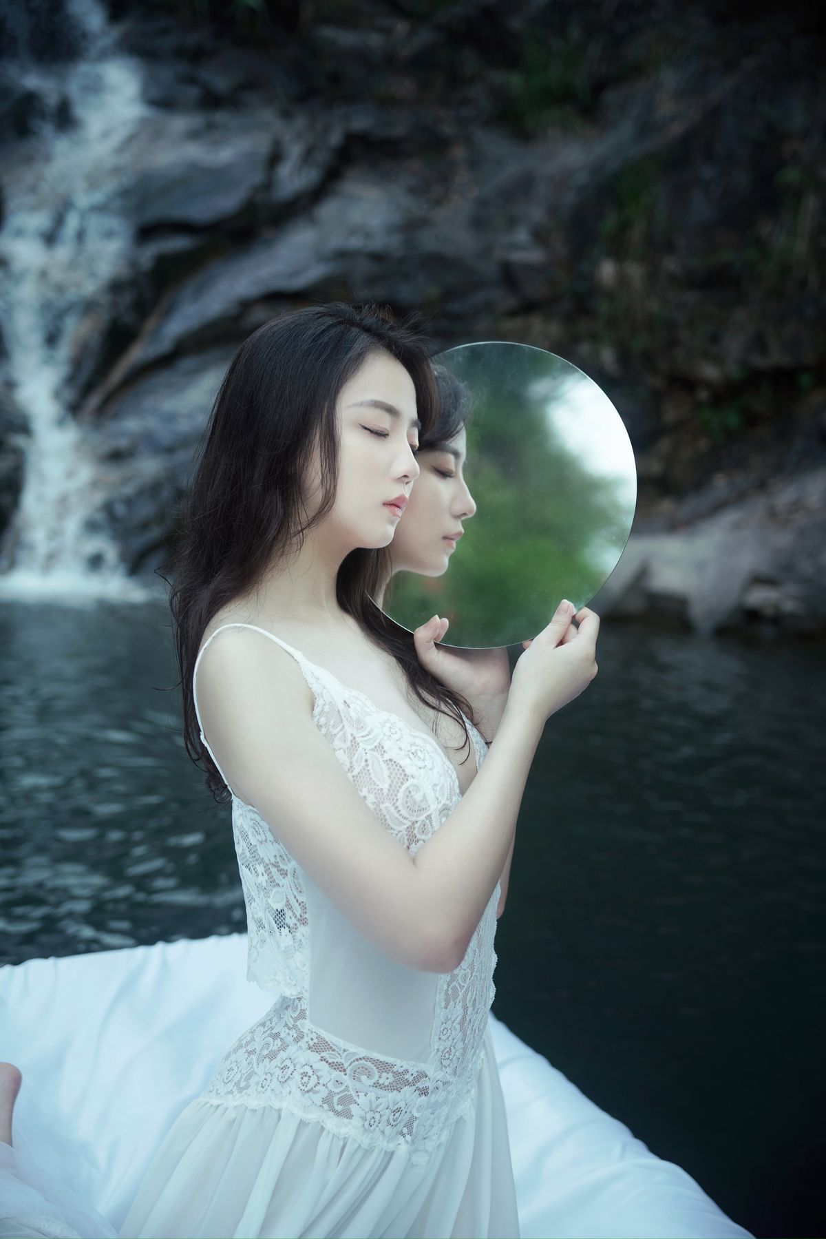 图片[25]-YiTuYu艺图语 Vol.3268 Tao Tao[35P]-六色网