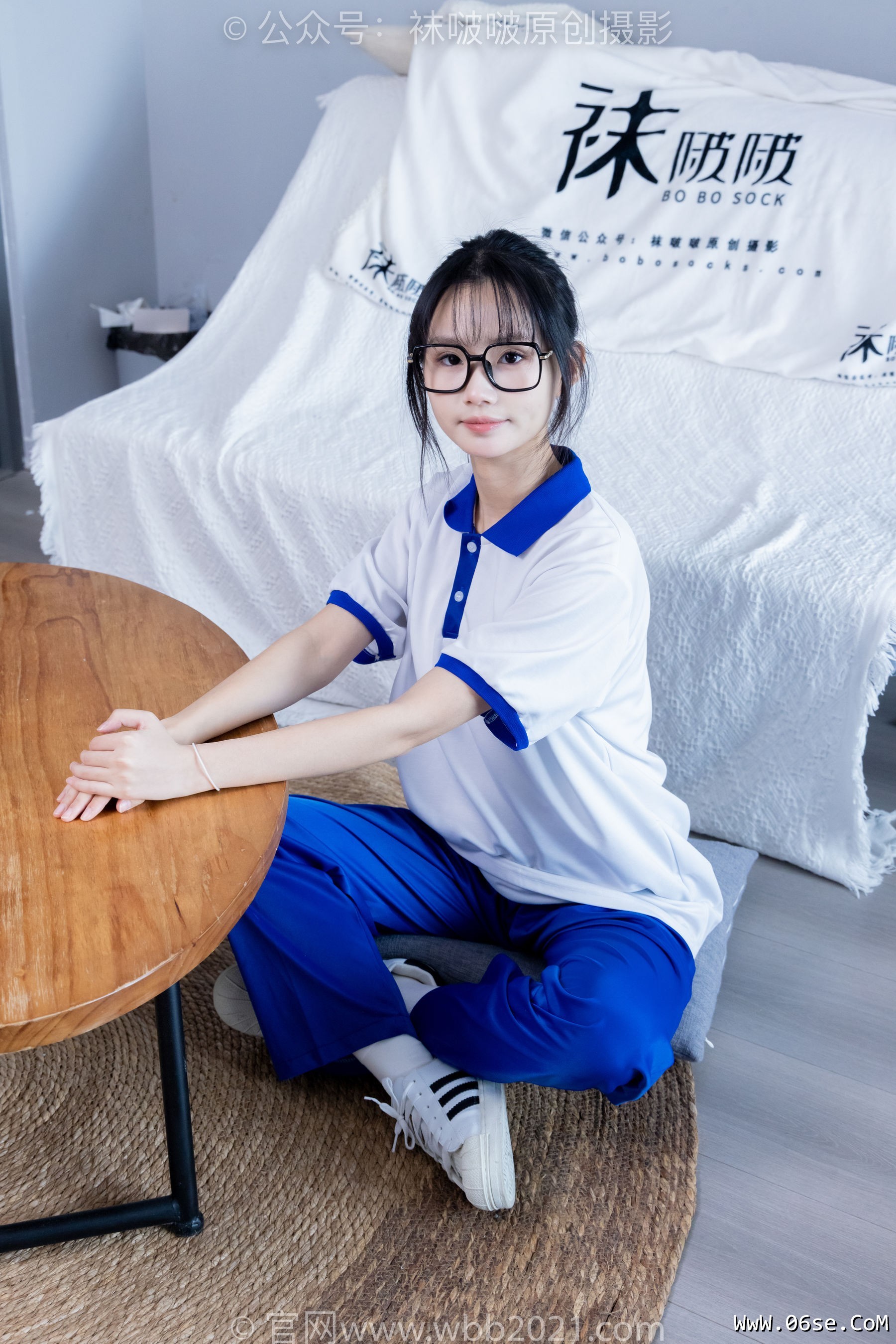 图片[84]-BoBoSocks袜啵啵 No.351 甜甜圈 -板鞋、白棉袜、肉丝、校服裤里丝[150P]-六色网