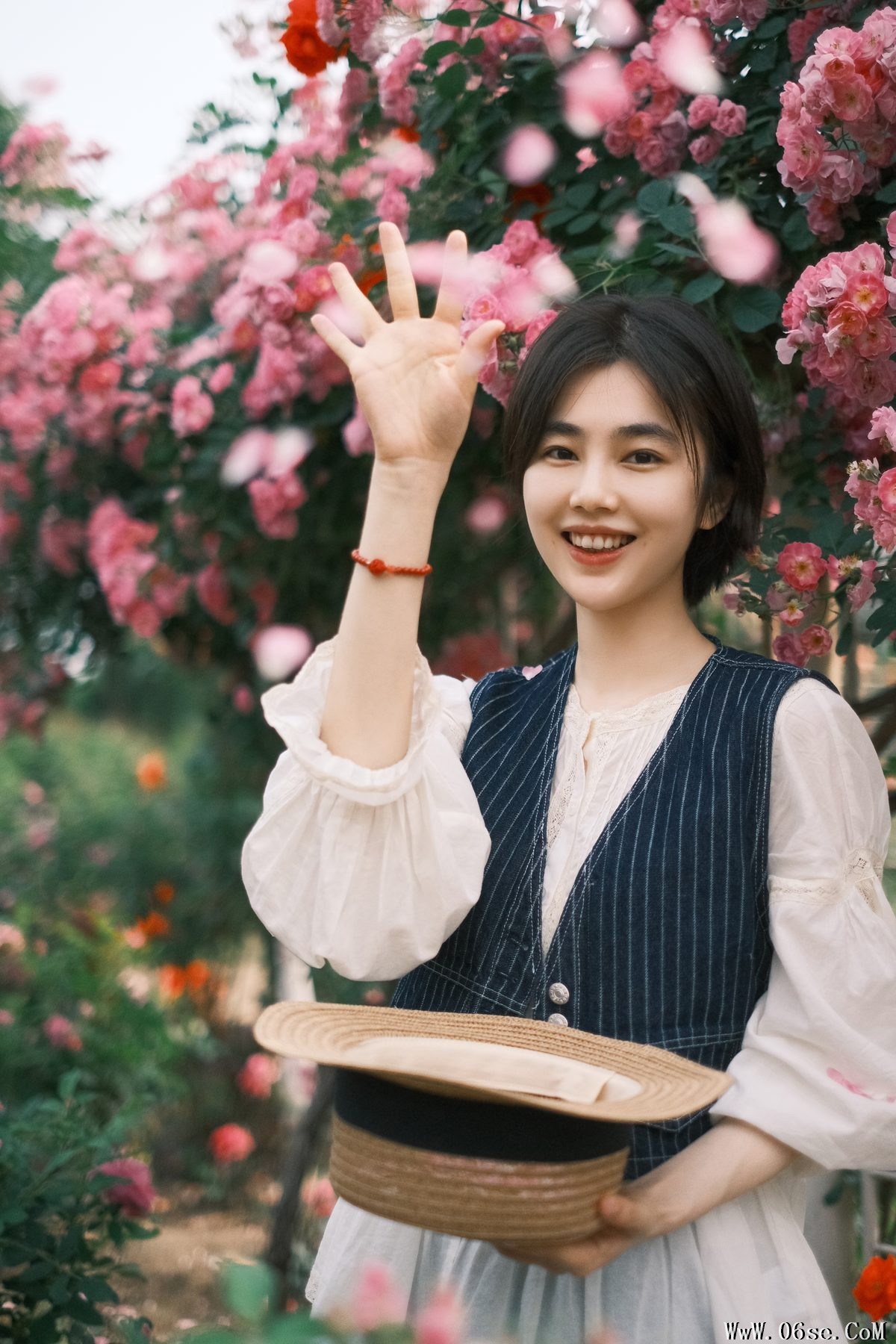 图片[20]-YiTuYu艺图语 Vol.4657 Fan Fan[33P]-六色网