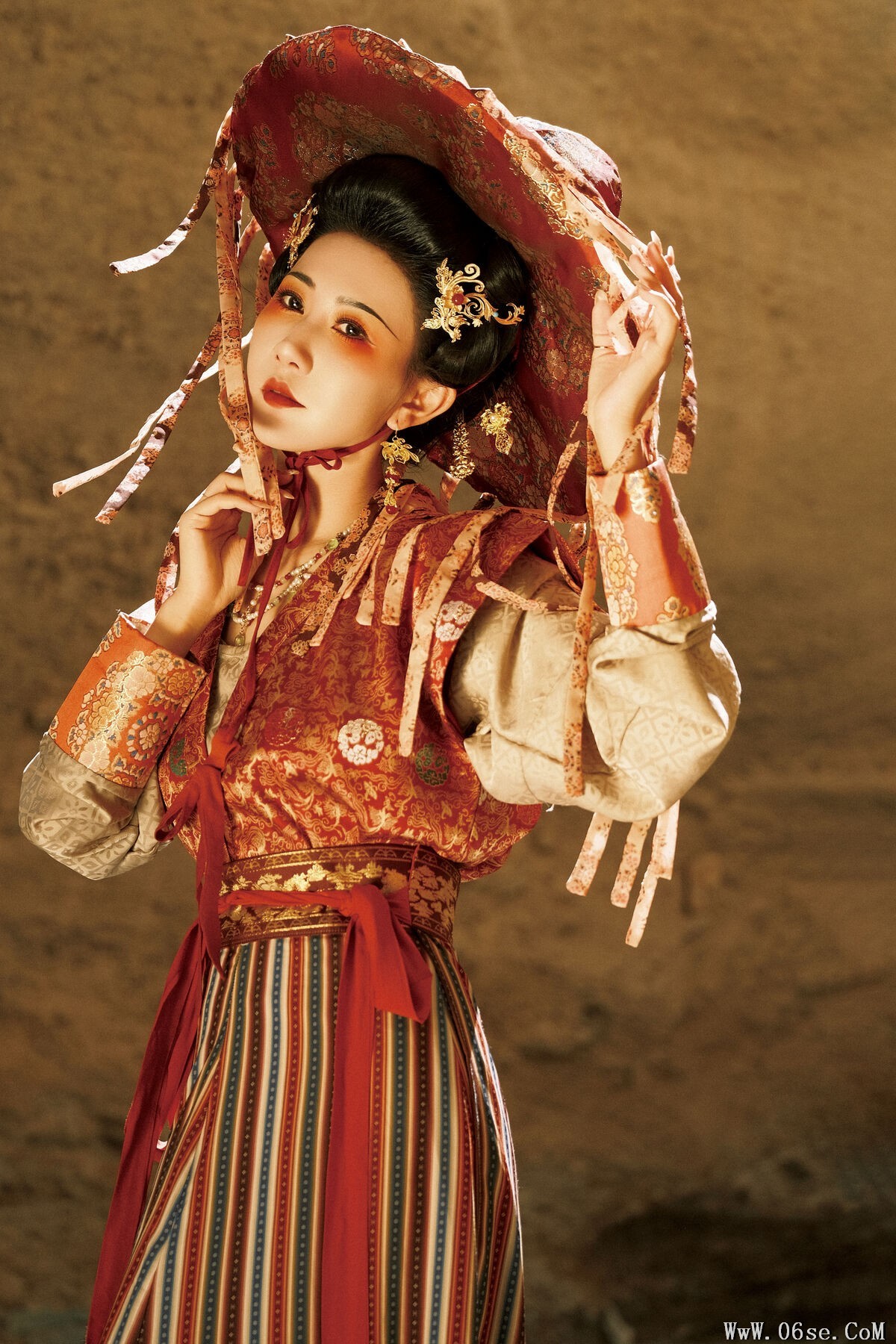 图片[18]-YiTuYu艺图语 Vol.7732 Xiao Bei Ke Qing Bu Yao Fang Qi[25P]-六色网