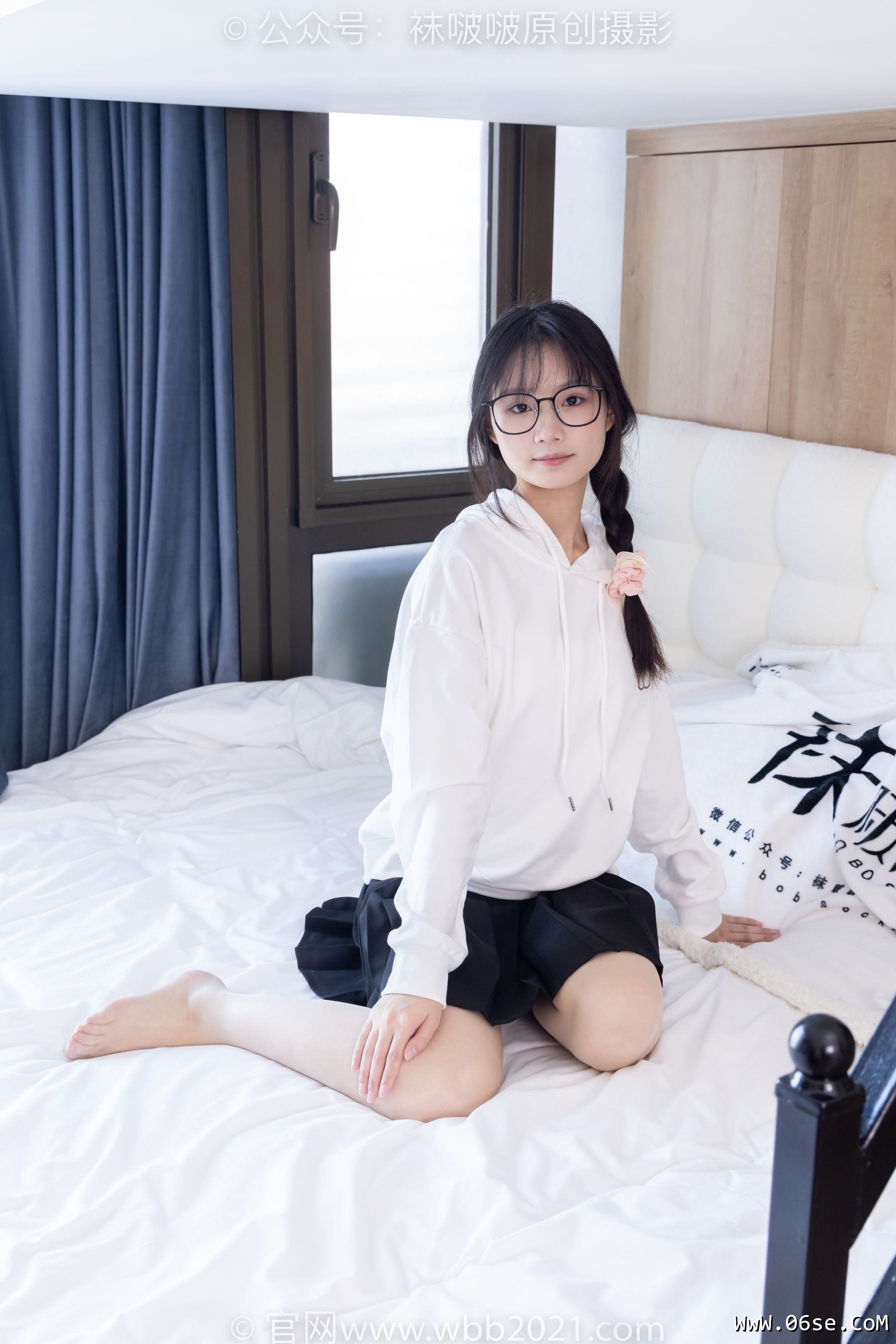 图片[28]-BoBoSocks袜啵啵 No.368 甜甜圈 -运动鞋、白棉袜、油亮肉丝[160P]-六色网