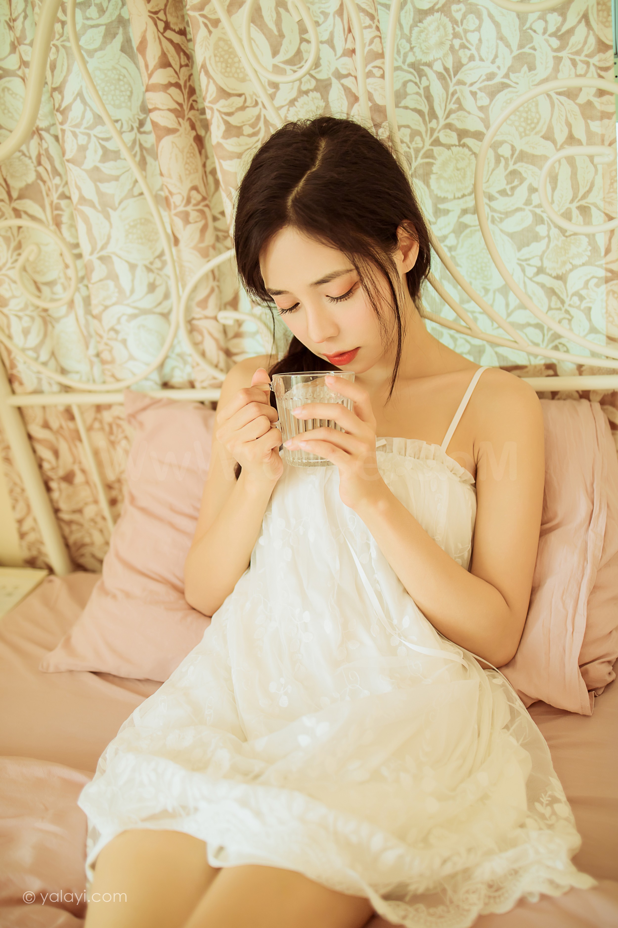图片[35]-雅拉伊 – 诗咏《有一点生气》[42P]-六色网