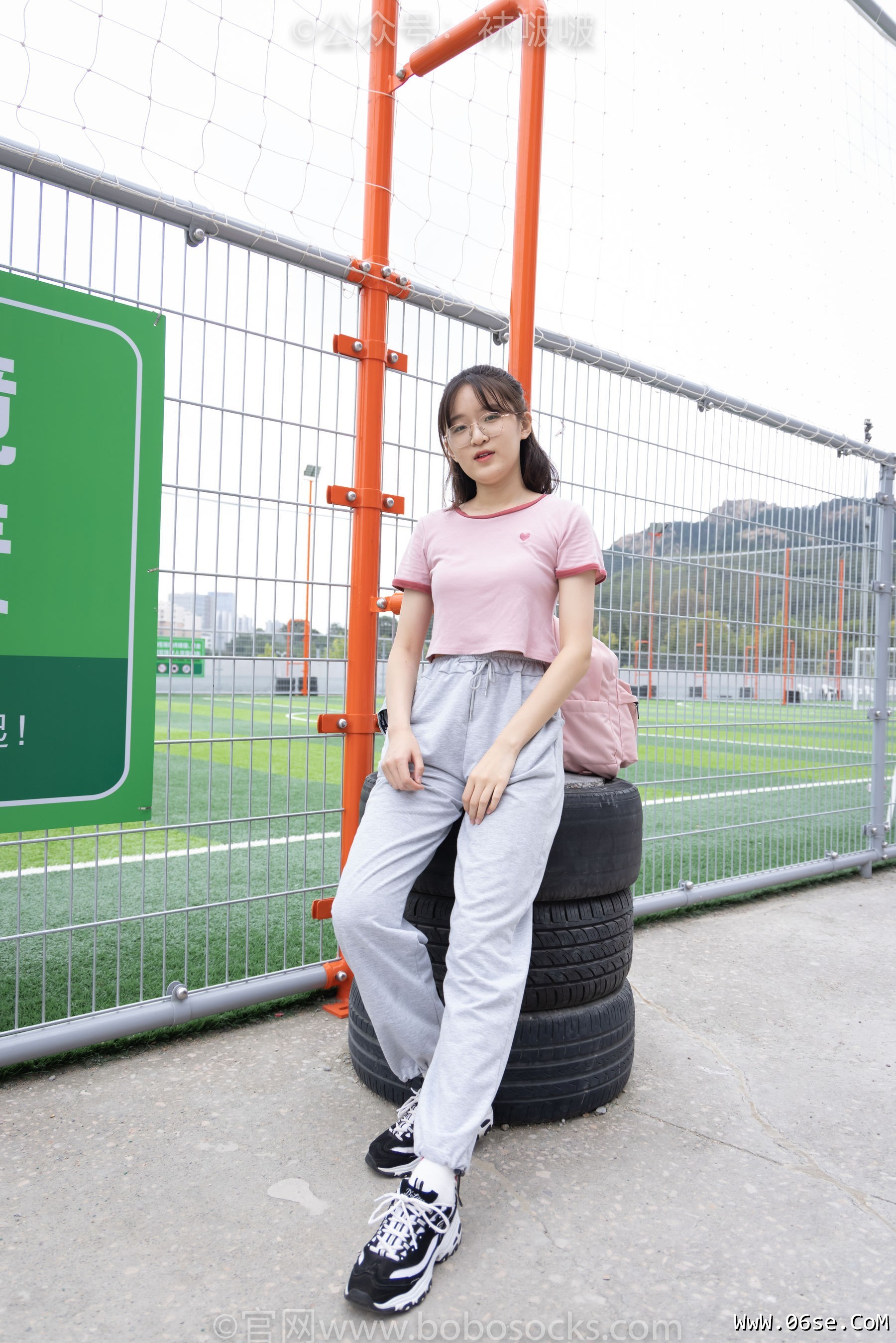 图片[4]-BoBoSocks袜啵啵 No.016 熊熊-斯凯奇运动鞋、棉袜、裸足[147P]-六色网