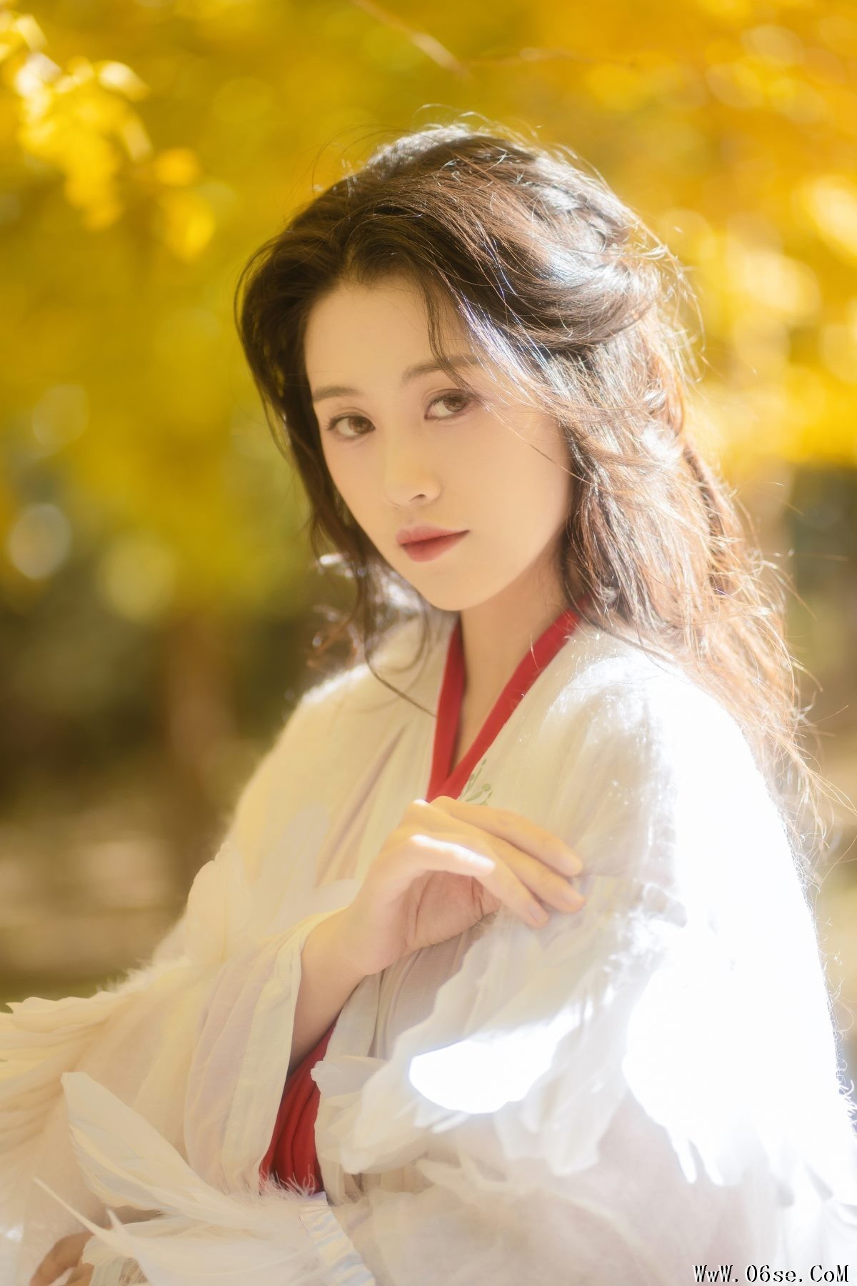 图片[6]-YiTuYu艺图语 Vol.3106 Qing Shuang E[27P]-六色网
