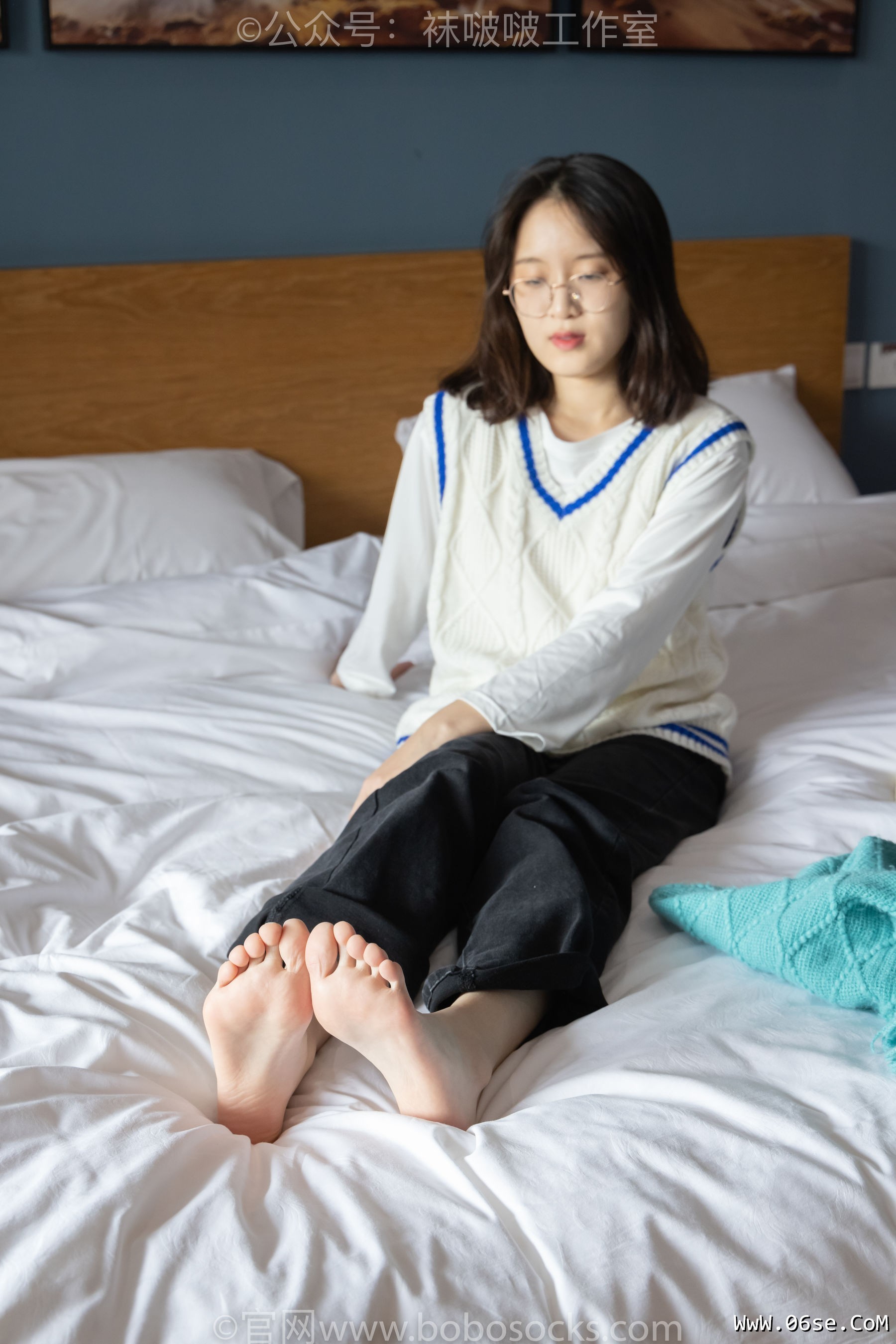 图片[131]-BoBoSocks袜啵啵 积分限定作品007 熊熊-运动鞋、白棉袜、裸足[134P]-六色网