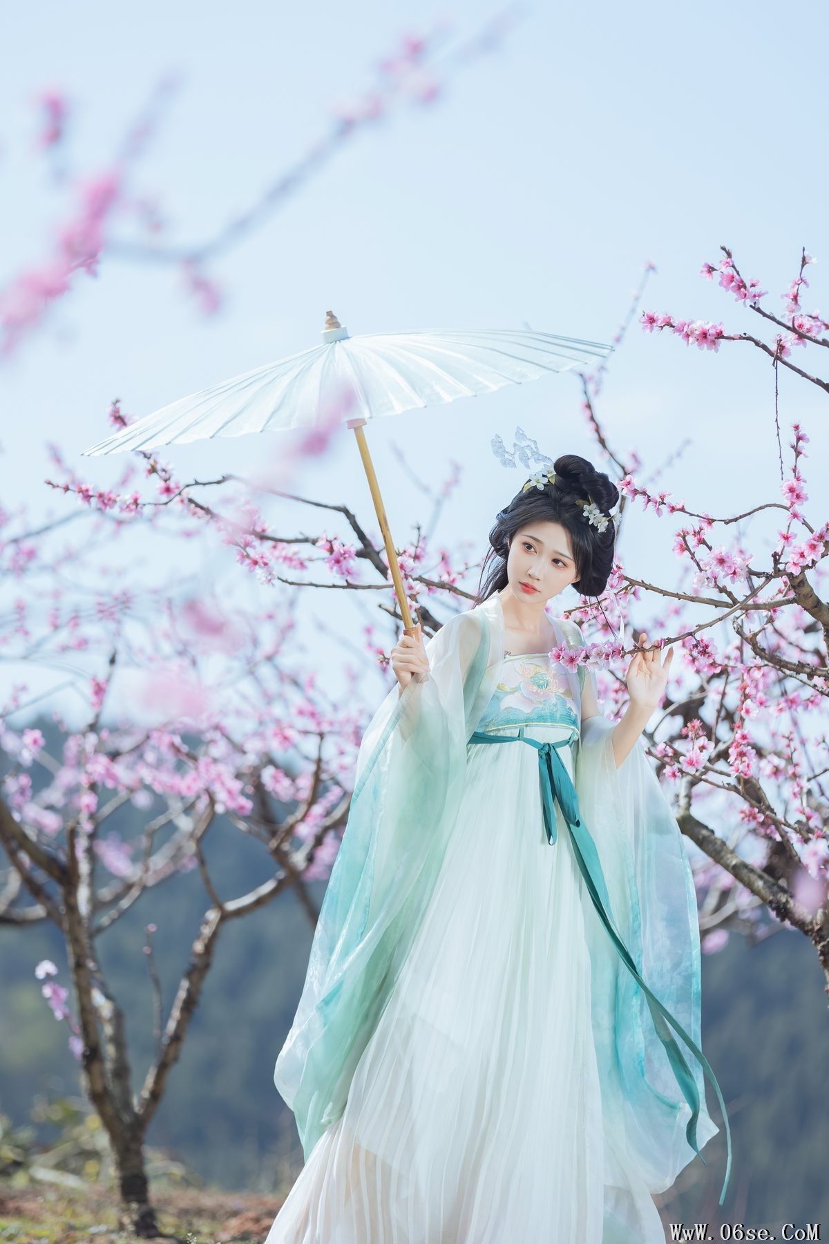图片[4]-YiTuYu艺图语 Vol.4596 Qi Luo Sheng De Xiao Su Su[26P]-六色网