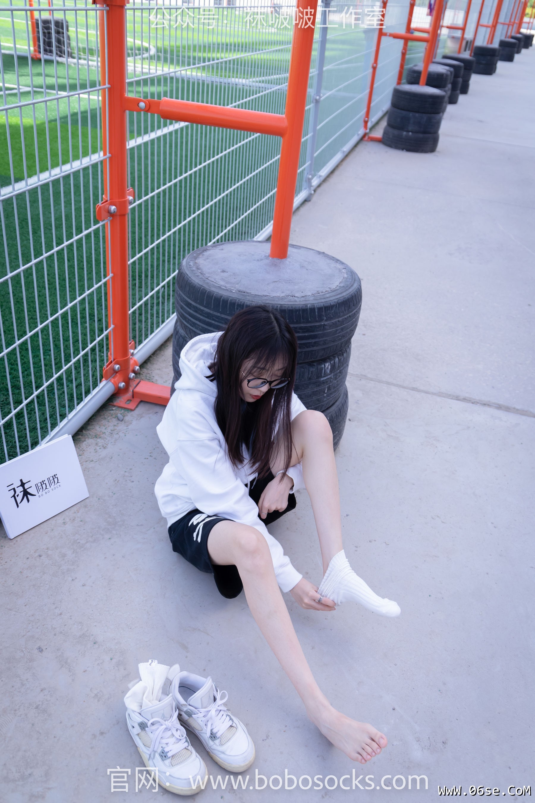 图片[111]-BoBoSocks袜啵啵 No.103 稚予-AJ篮球鞋、白棉袜、裸足[134P]-六色网