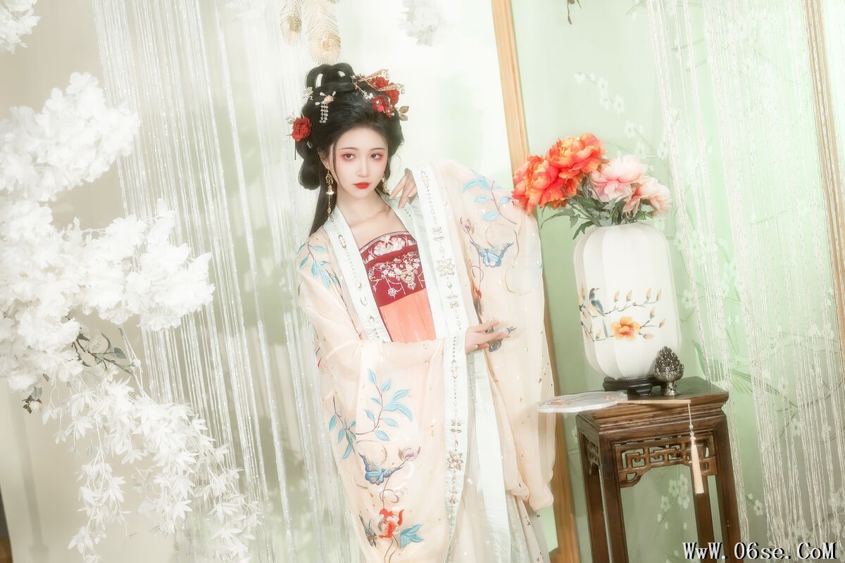 图片[12]-YiTuYu艺图语 Vol.7124 Qi Luo Sheng De Xiao Su Su[25P]-六色网
