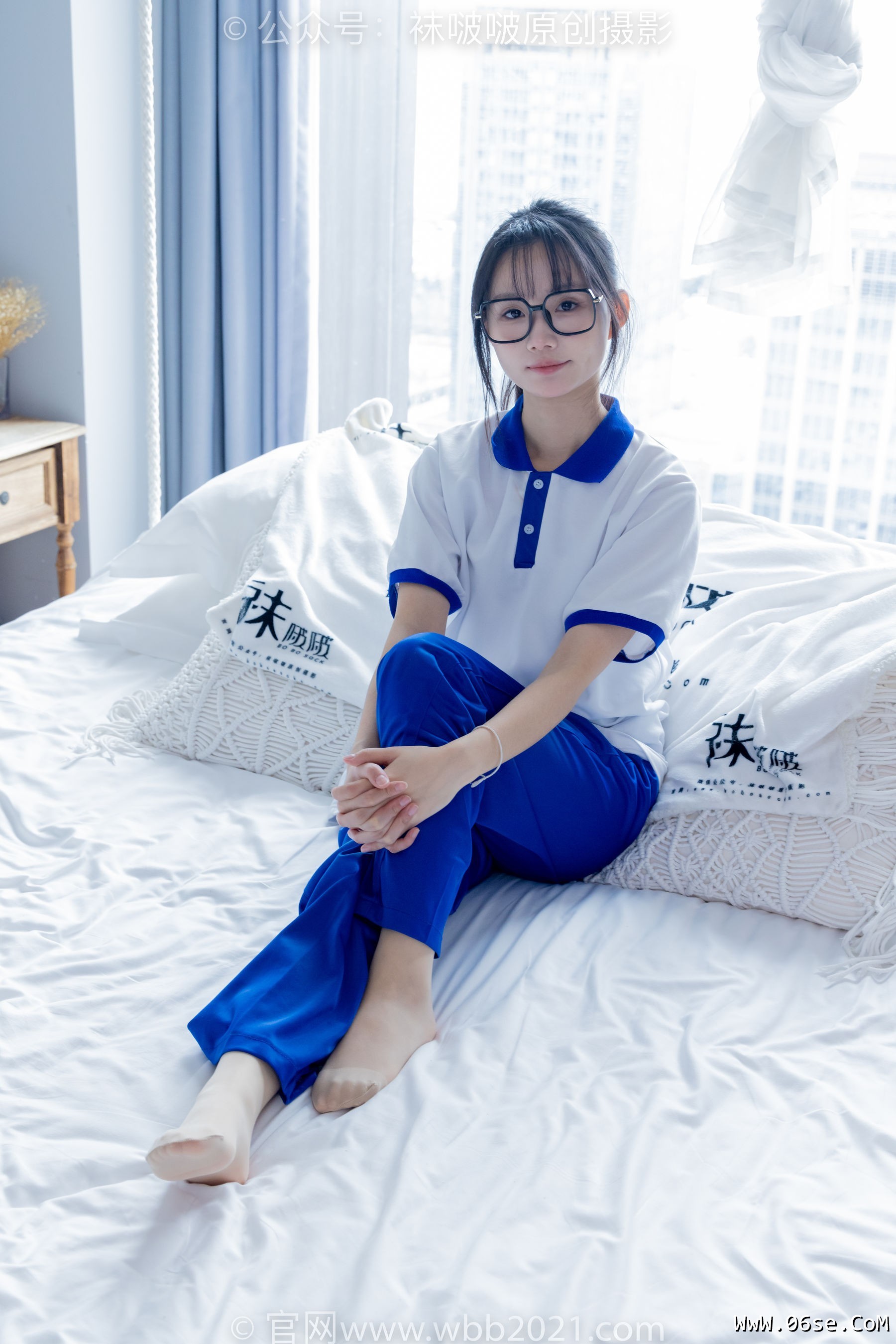 图片[31]-BoBoSocks袜啵啵 No.351 甜甜圈 -板鞋、白棉袜、肉丝、校服裤里丝[150P]-六色网