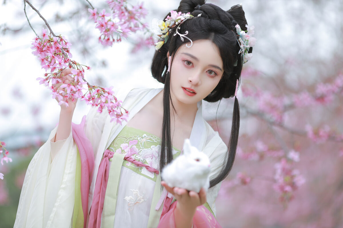 图片[7]-YiTuYu艺图语 Vol.6610 Nu Li Hua Zhuang De Sui Sui[22P]-六色网