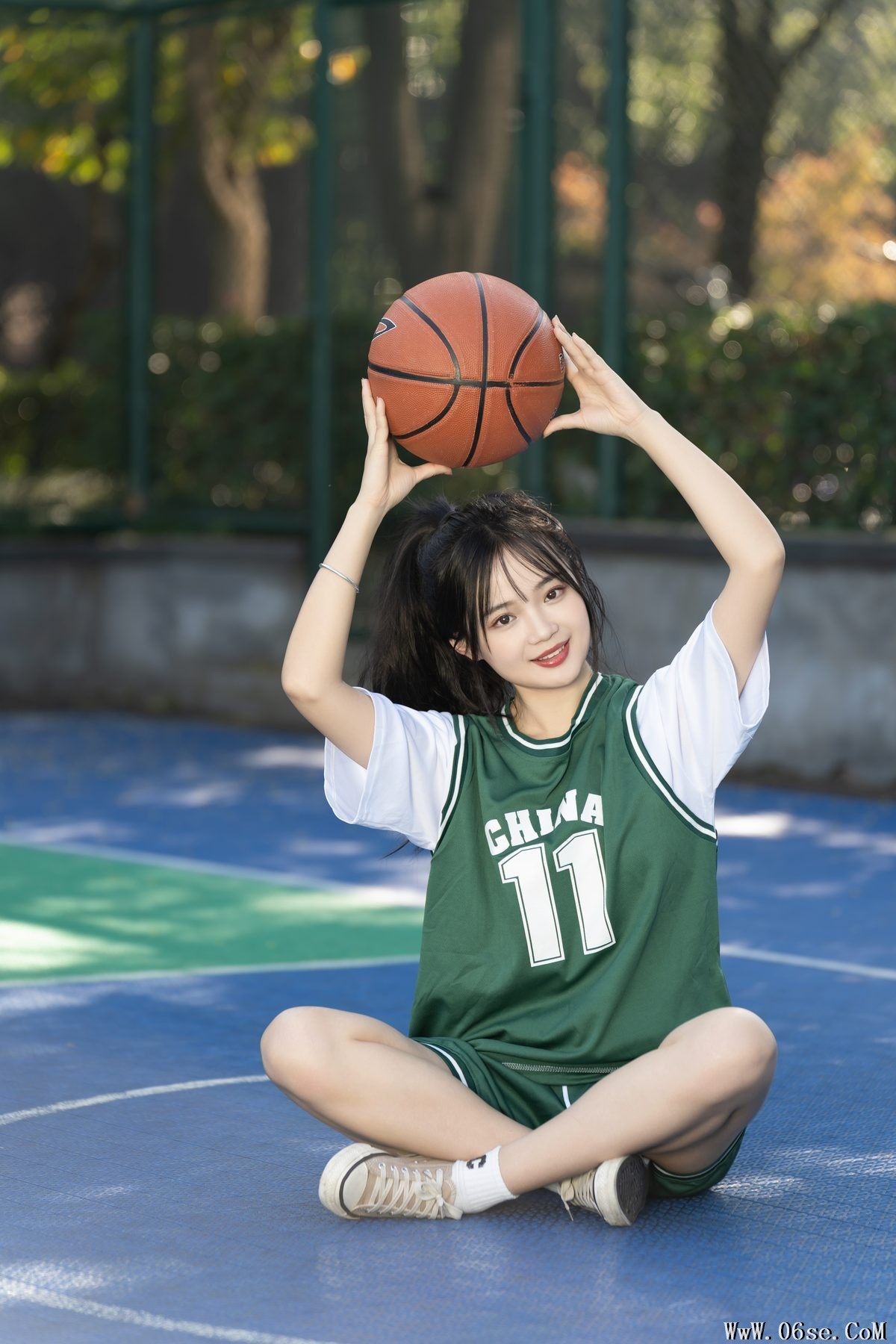 图片[22]-YiTuYu艺图语 Vol.5876 Xiao Ou O[25P]-六色网