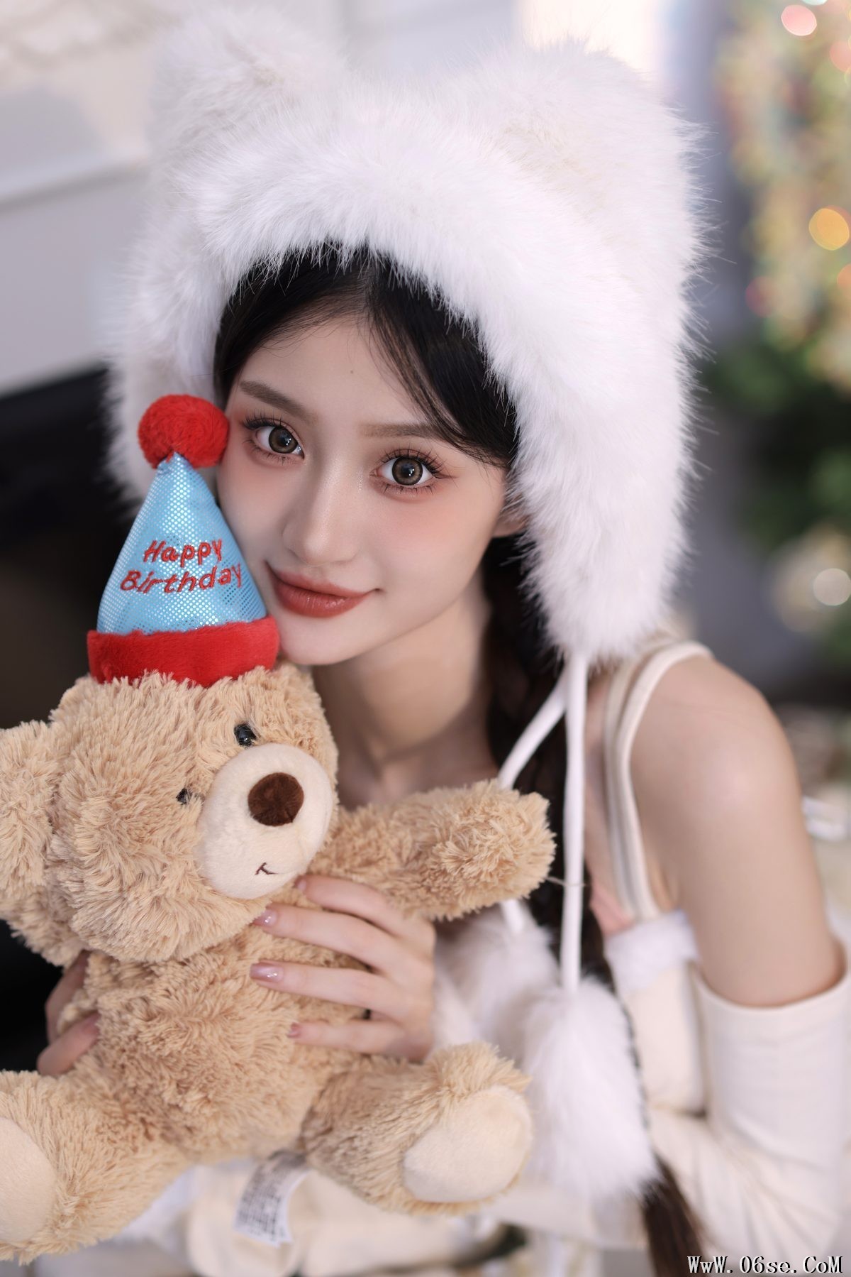 图片[24]-YiTuYu艺图语 Vol.5999 Xiao Duo Duo Yao Bao Fu[30P]-六色网