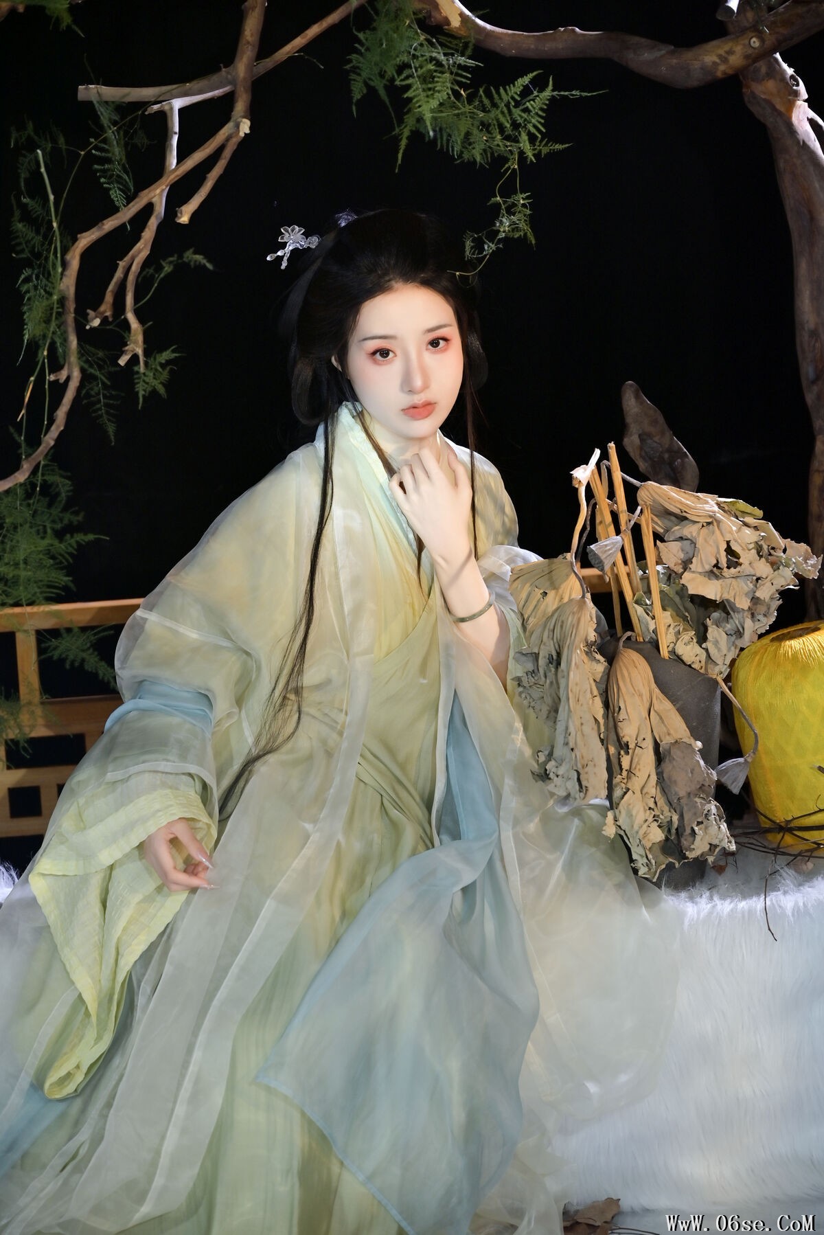 图片[15]-YiTuYu艺图语 Vol.6834 Ni De San San[21P]-六色网