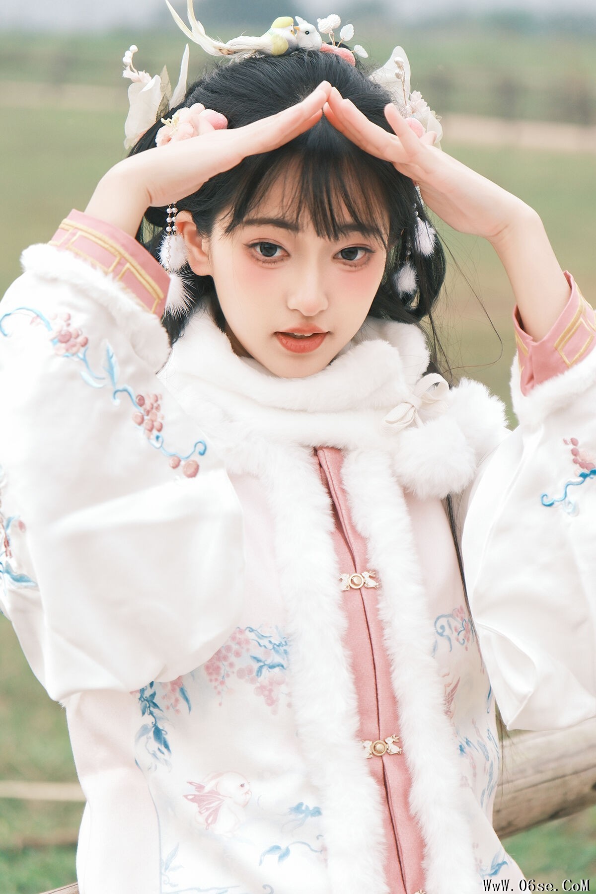 YiTuYu艺图语 Vol.6758 Er Liang Feng Yue[21P]-六色网