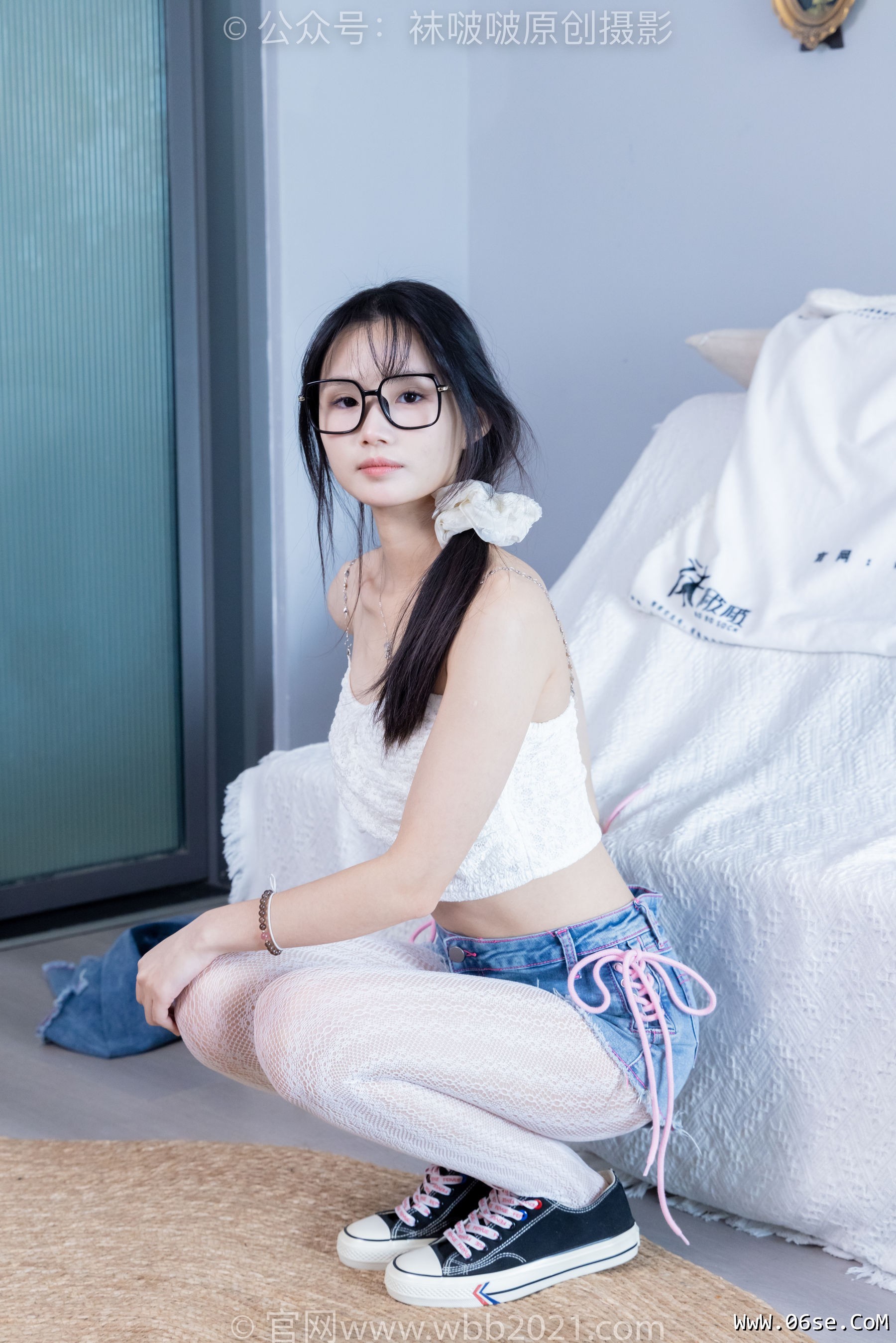 图片[37]-BoBoSocks袜啵啵 No.372 甜甜圈 -板鞋、白色蕾丝袜、可拆卸牛仔裤、裤里丝[140P]-六色网