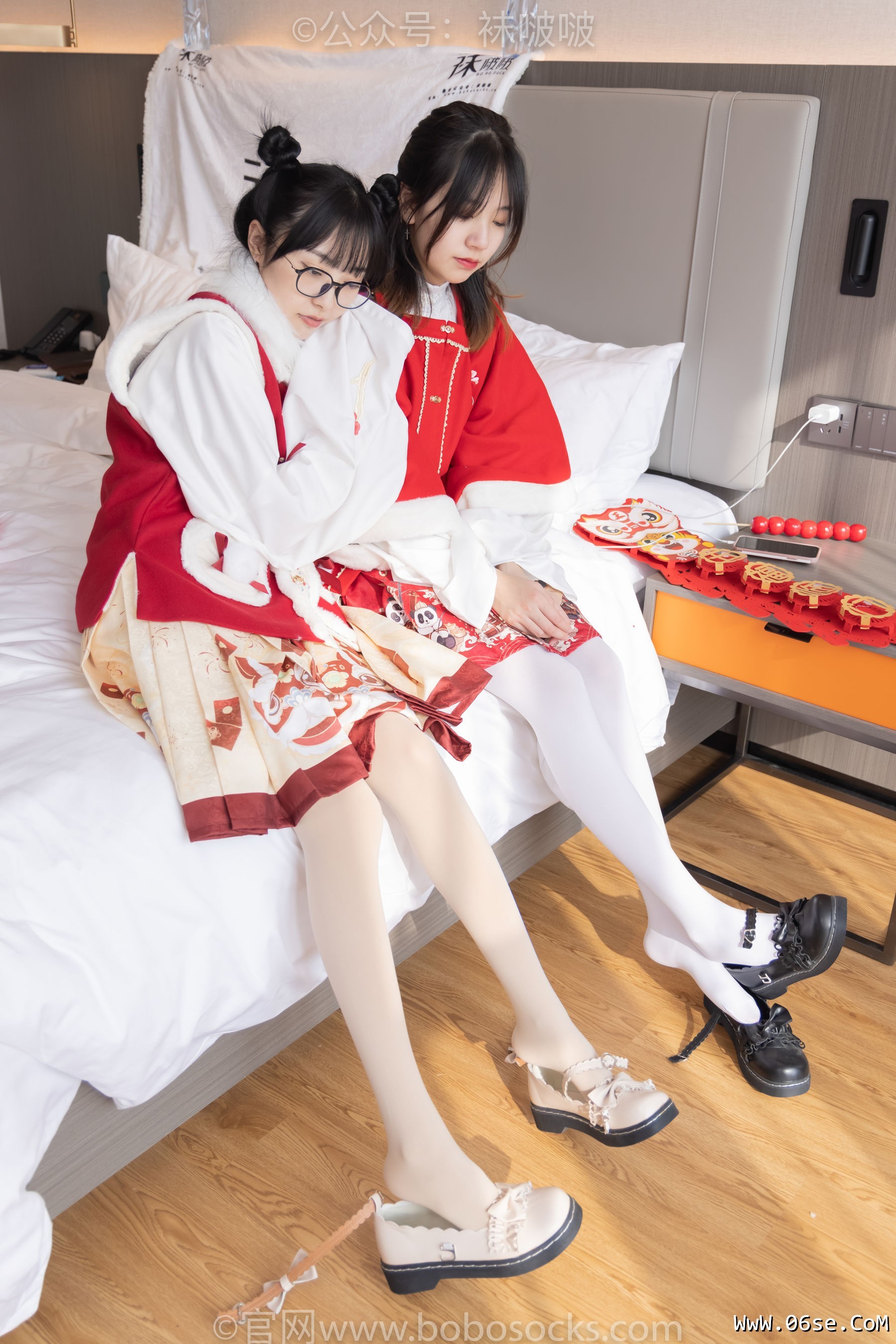 图片[33]-BoBoSocks袜啵啵 No.054 小甜豆与稚予-给大家拜年啦[139P]-六色网