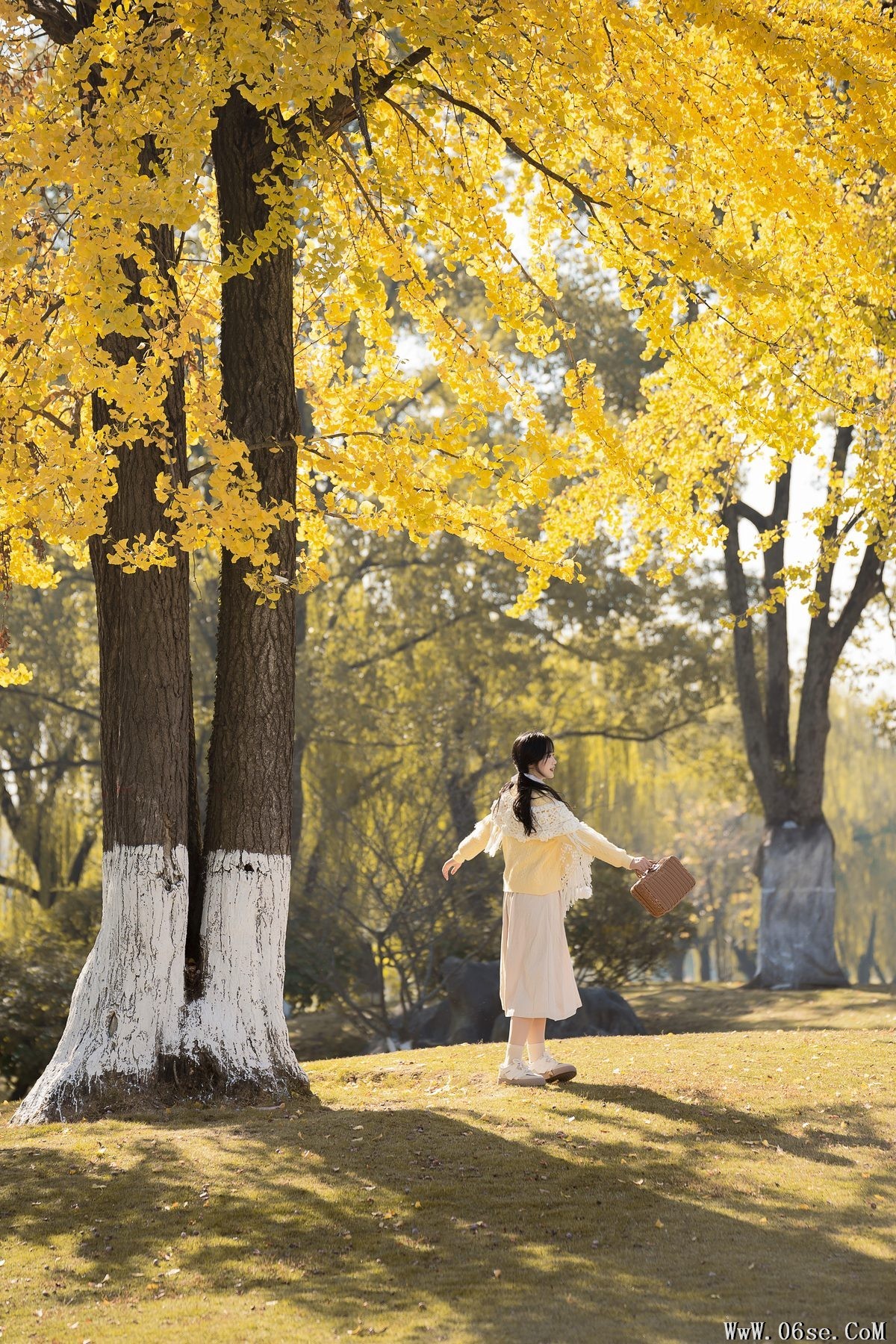 图片[18]-YiTuYu艺图语 Vol.6127 Xiao Ou O[26P]-六色网