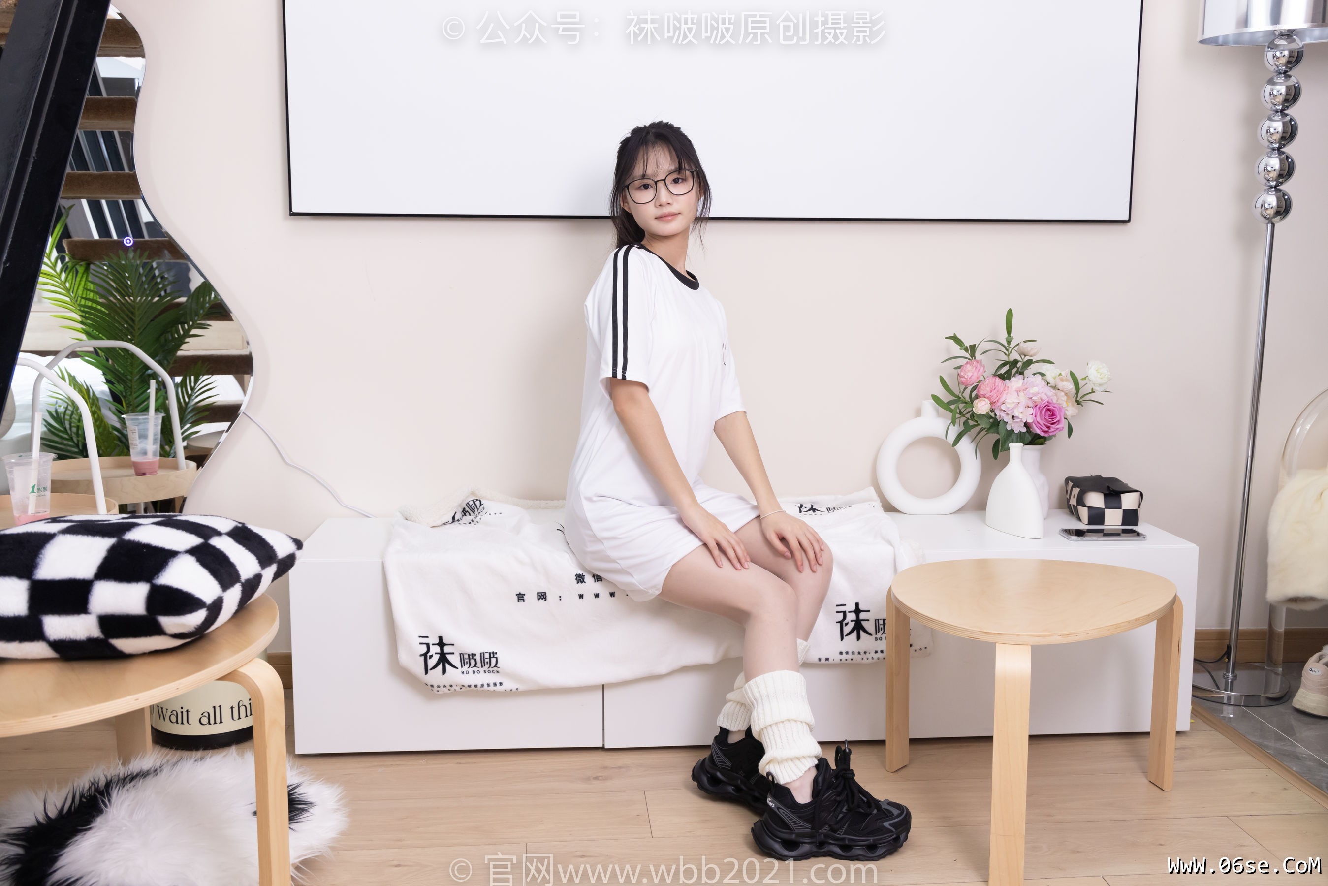 图片[53]-BoBoSocks袜啵啵 No.376 甜甜圈 -运动鞋、堆堆袜套、白丝[150P]-六色网