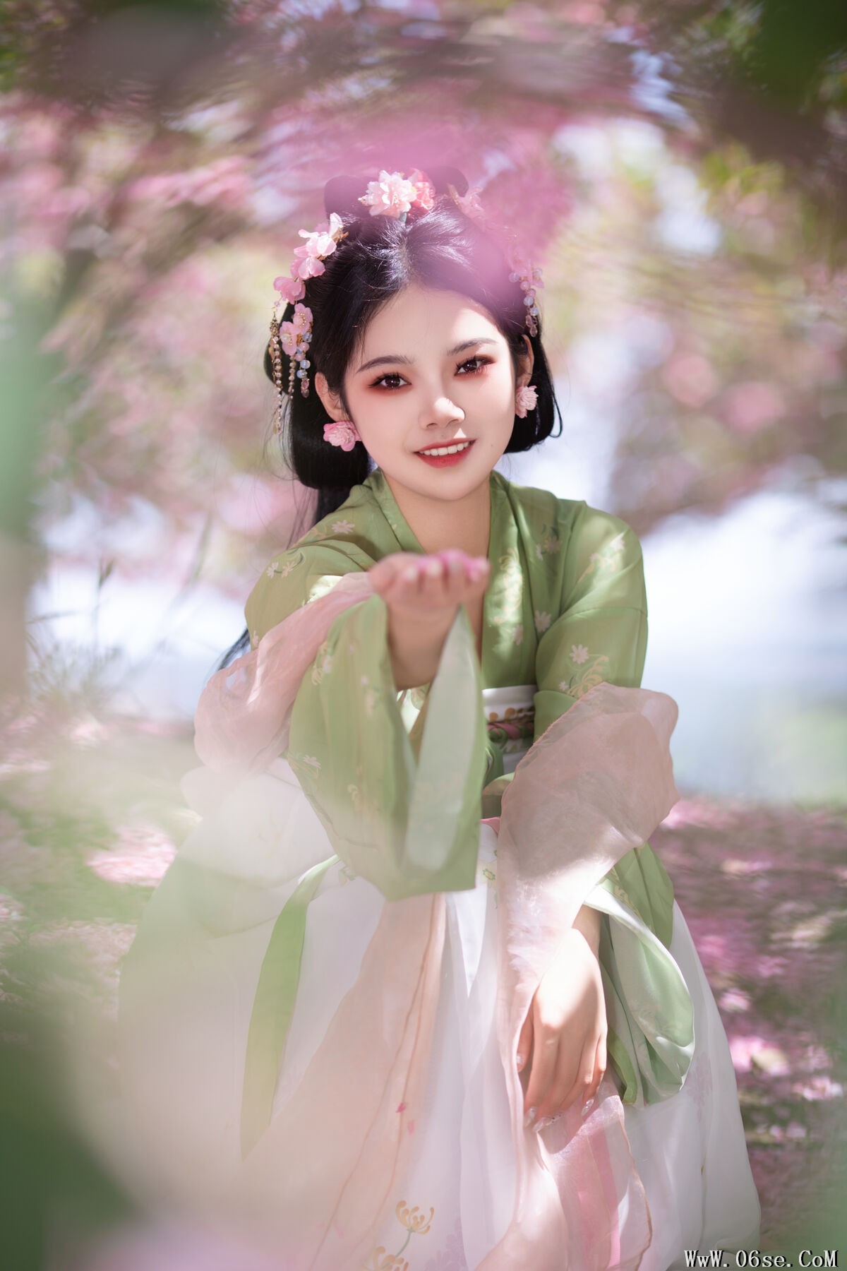 图片[11]-YiTuYu艺图语 Vol.7102 Wan Yi[23P]-六色网