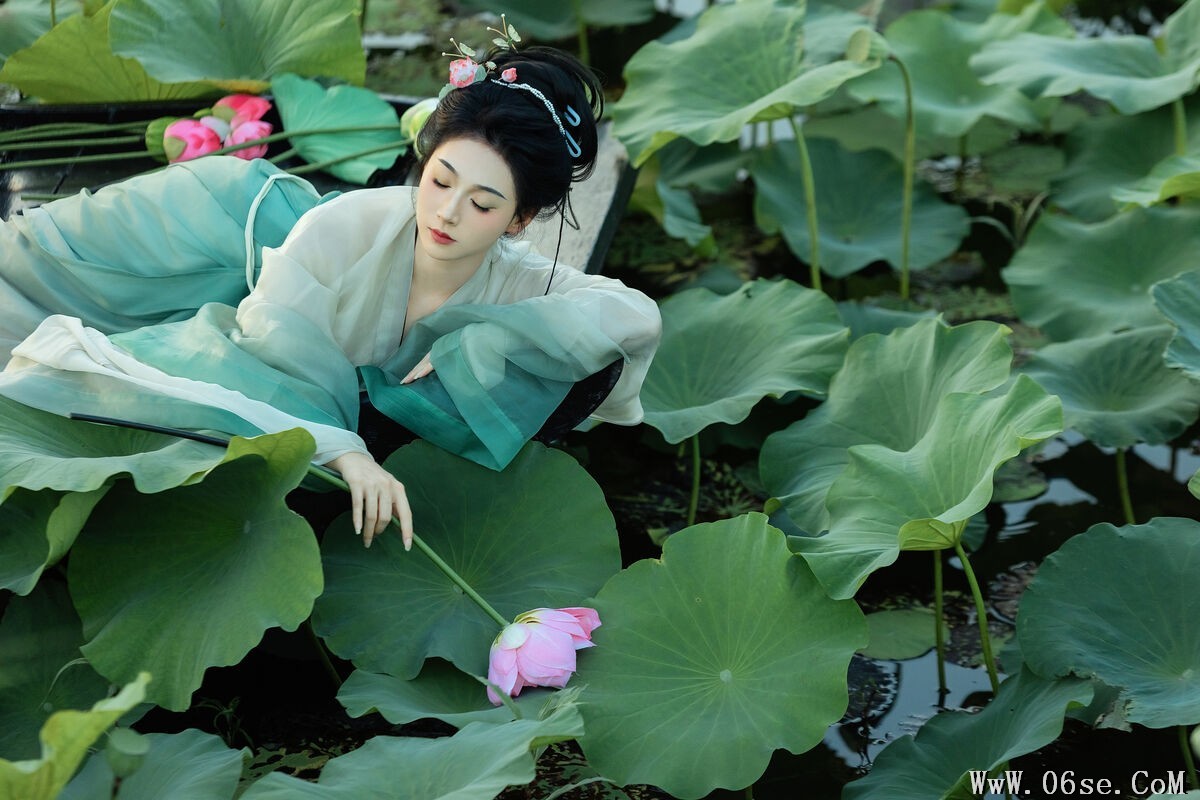 图片[21]-YiTuYu艺图语 Vol.7476 La Tu Tou[22P]-六色网