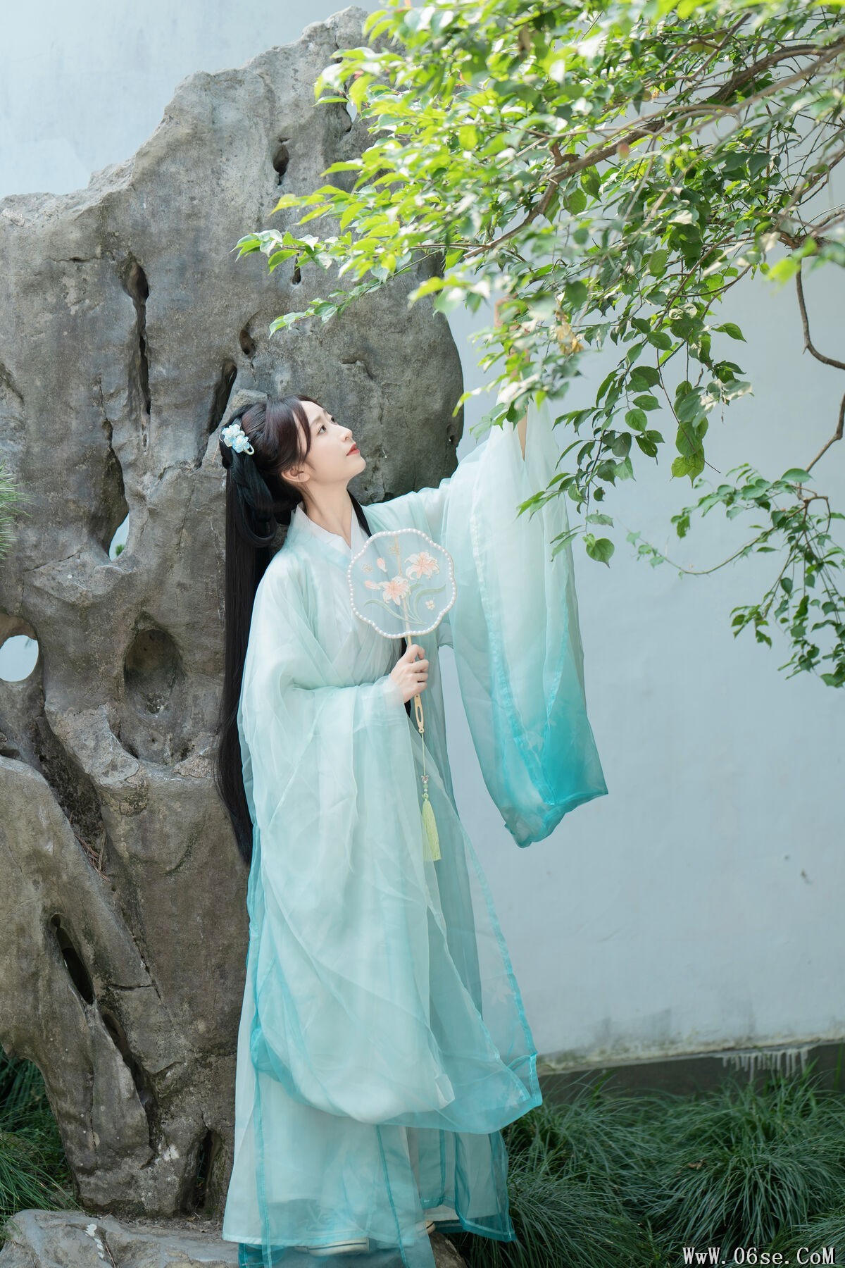图片[8]-YiTuYu艺图语 Vol.7205 Xiao He[24P]-六色网