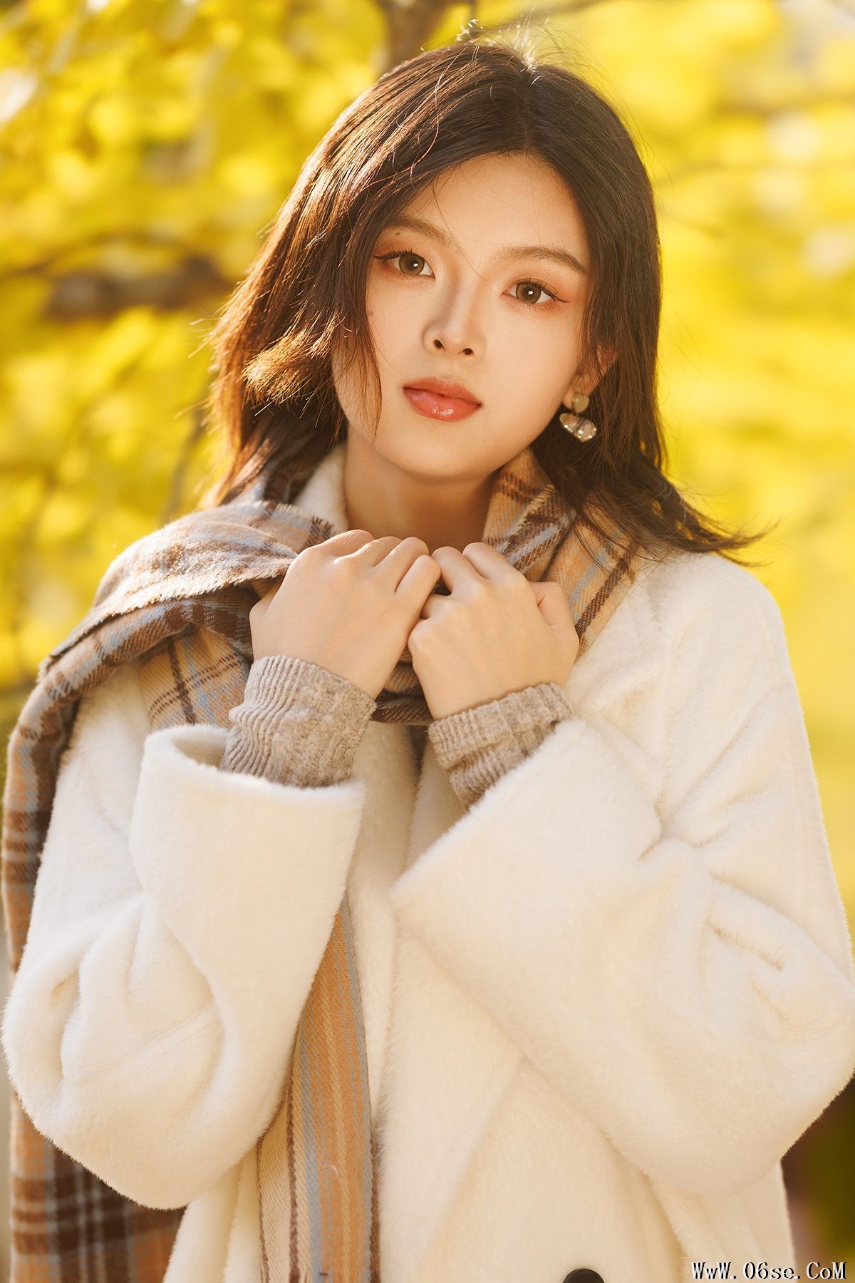 YiTuYu艺图语 Vol.6092 Zhang Zhang Bao[24P]-六色网