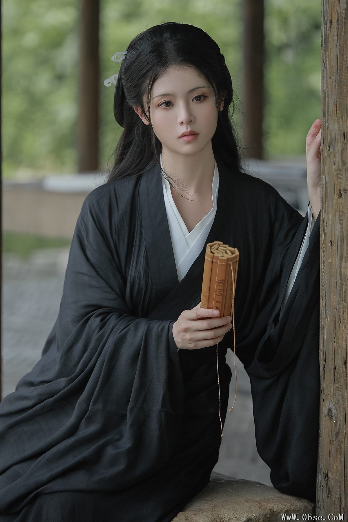 YiTuYu艺图语 Vol.5627 Dai Bu Zhu De Yi Mi[25P]-六色网